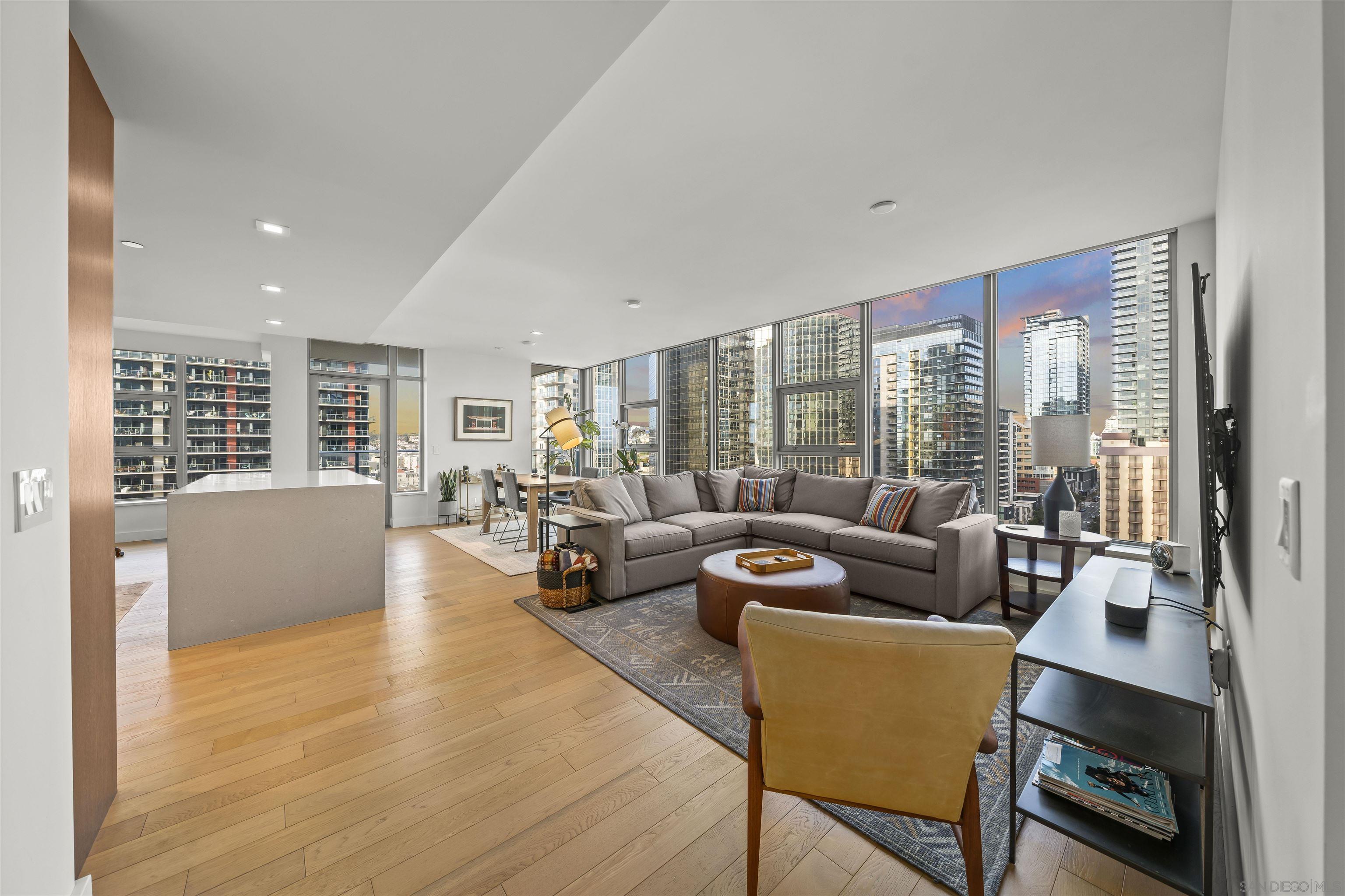 Detail Gallery Image 2 of 57 For 1388  Kettner Blvd  #1504,  San Diego,  CA 92101 - 2 Beds | 2 Baths