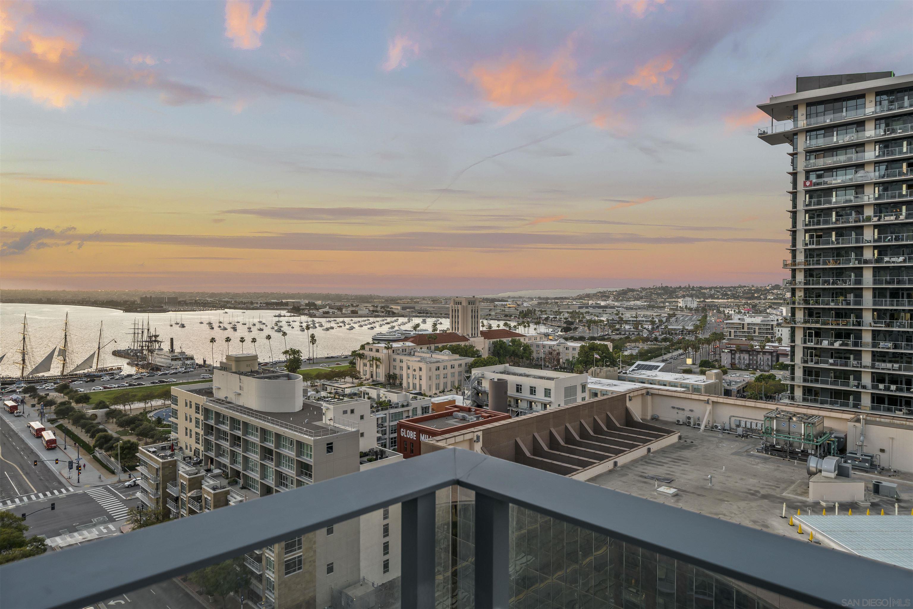 Detail Gallery Image 12 of 57 For 1388  Kettner Blvd  #1504,  San Diego,  CA 92101 - 2 Beds | 2 Baths