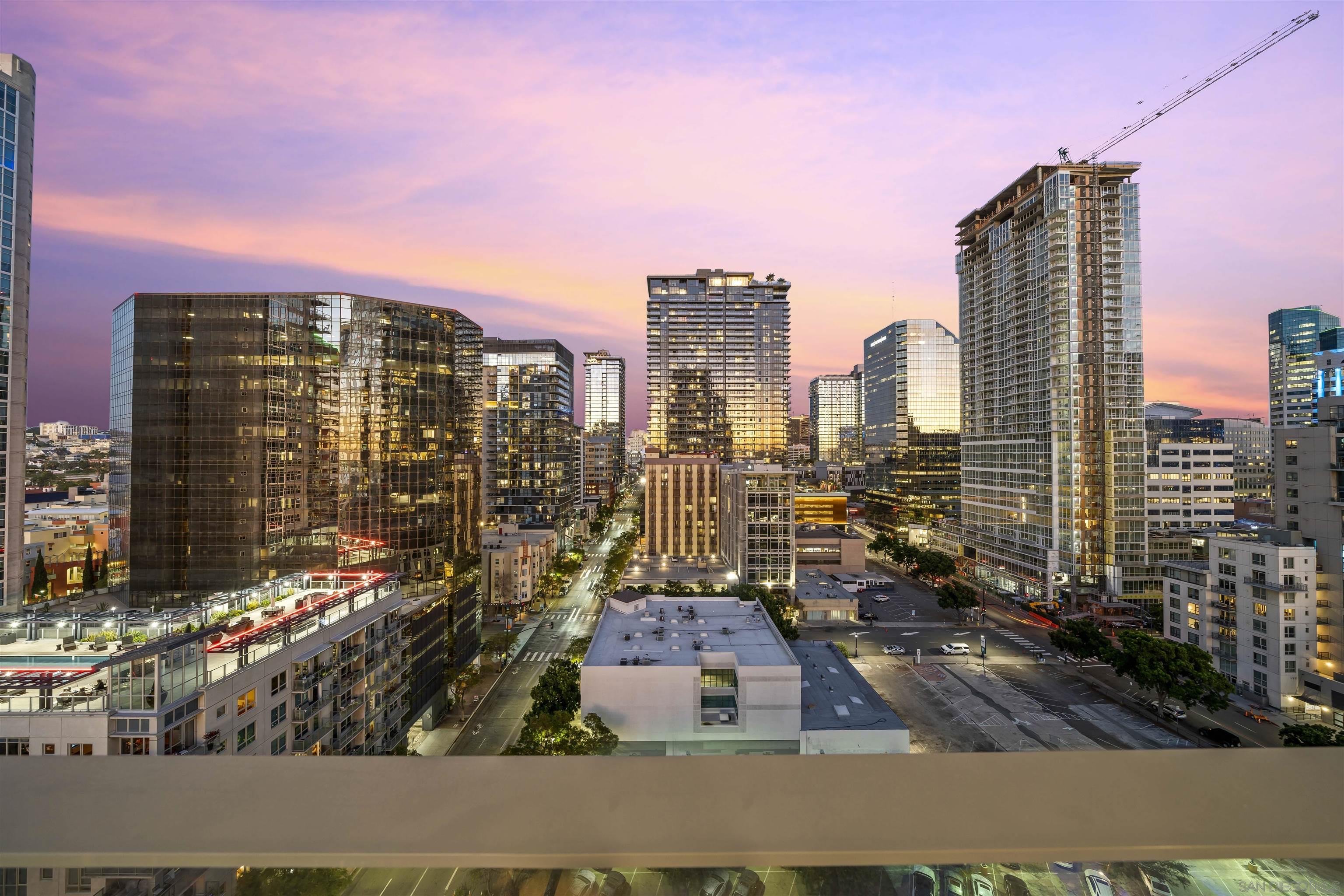 Detail Gallery Image 13 of 57 For 1388  Kettner Blvd  #1504,  San Diego,  CA 92101 - 2 Beds | 2 Baths