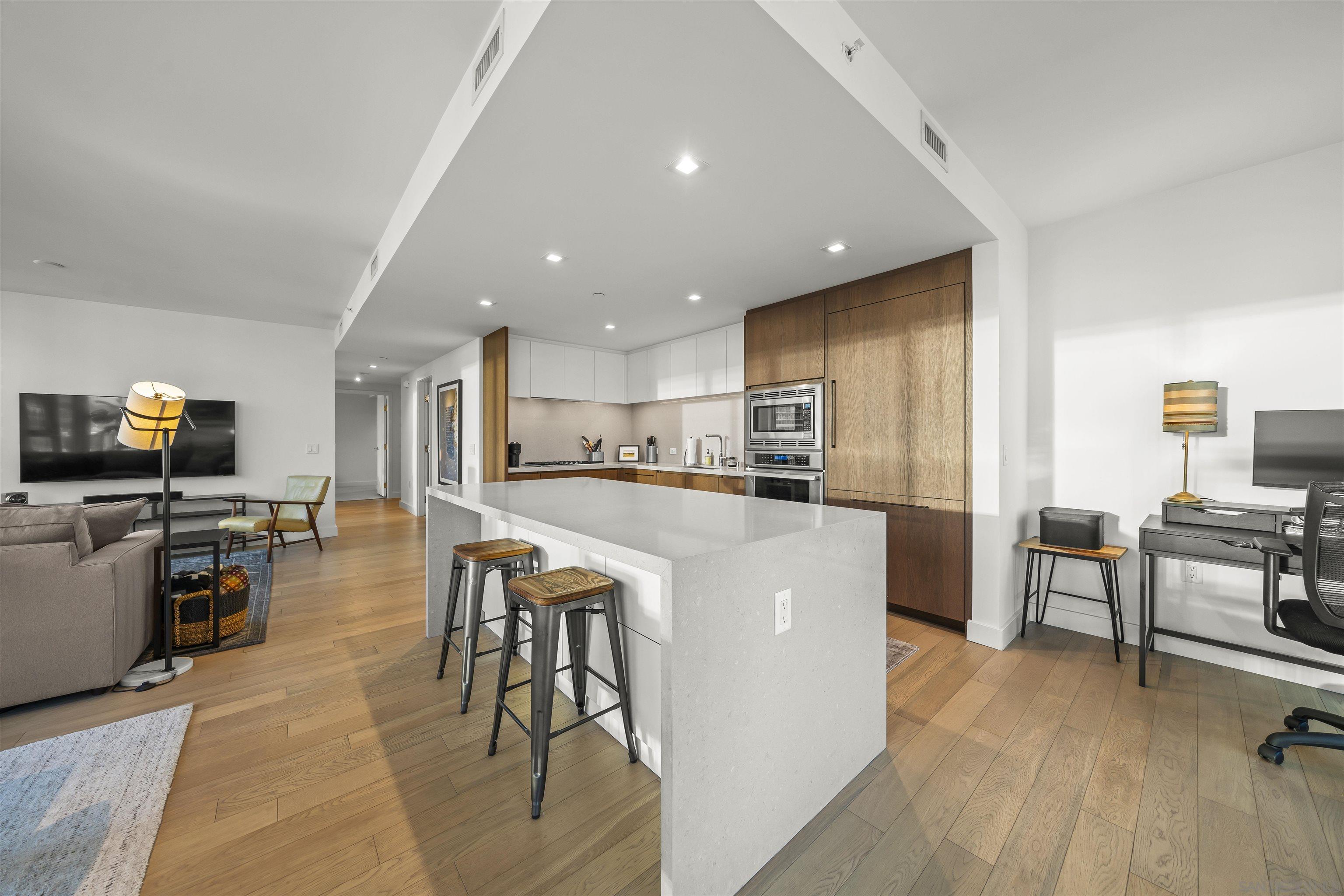 Detail Gallery Image 18 of 57 For 1388  Kettner Blvd  #1504,  San Diego,  CA 92101 - 2 Beds | 2 Baths