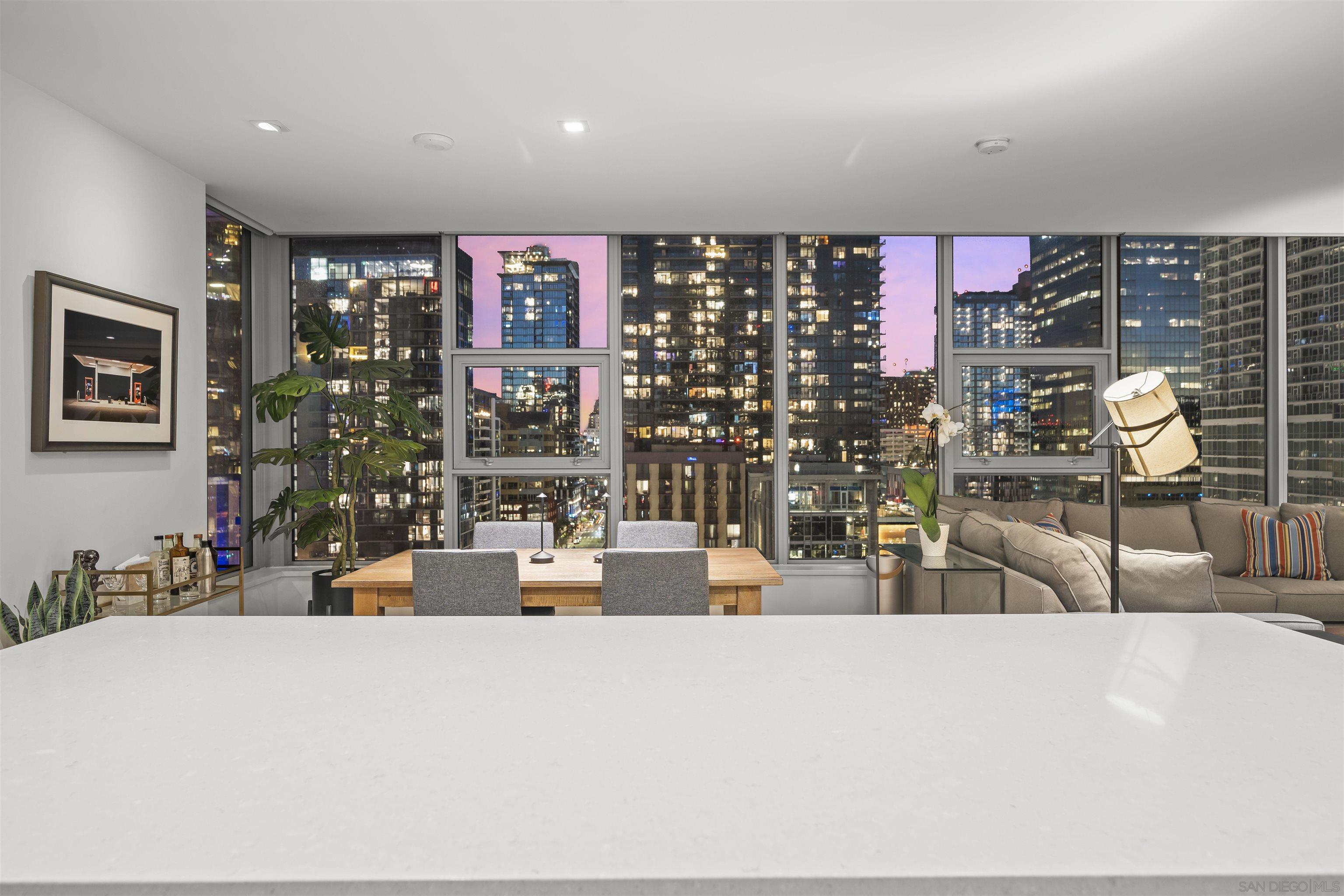 Detail Gallery Image 25 of 57 For 1388  Kettner Blvd  #1504,  San Diego,  CA 92101 - 2 Beds | 2 Baths