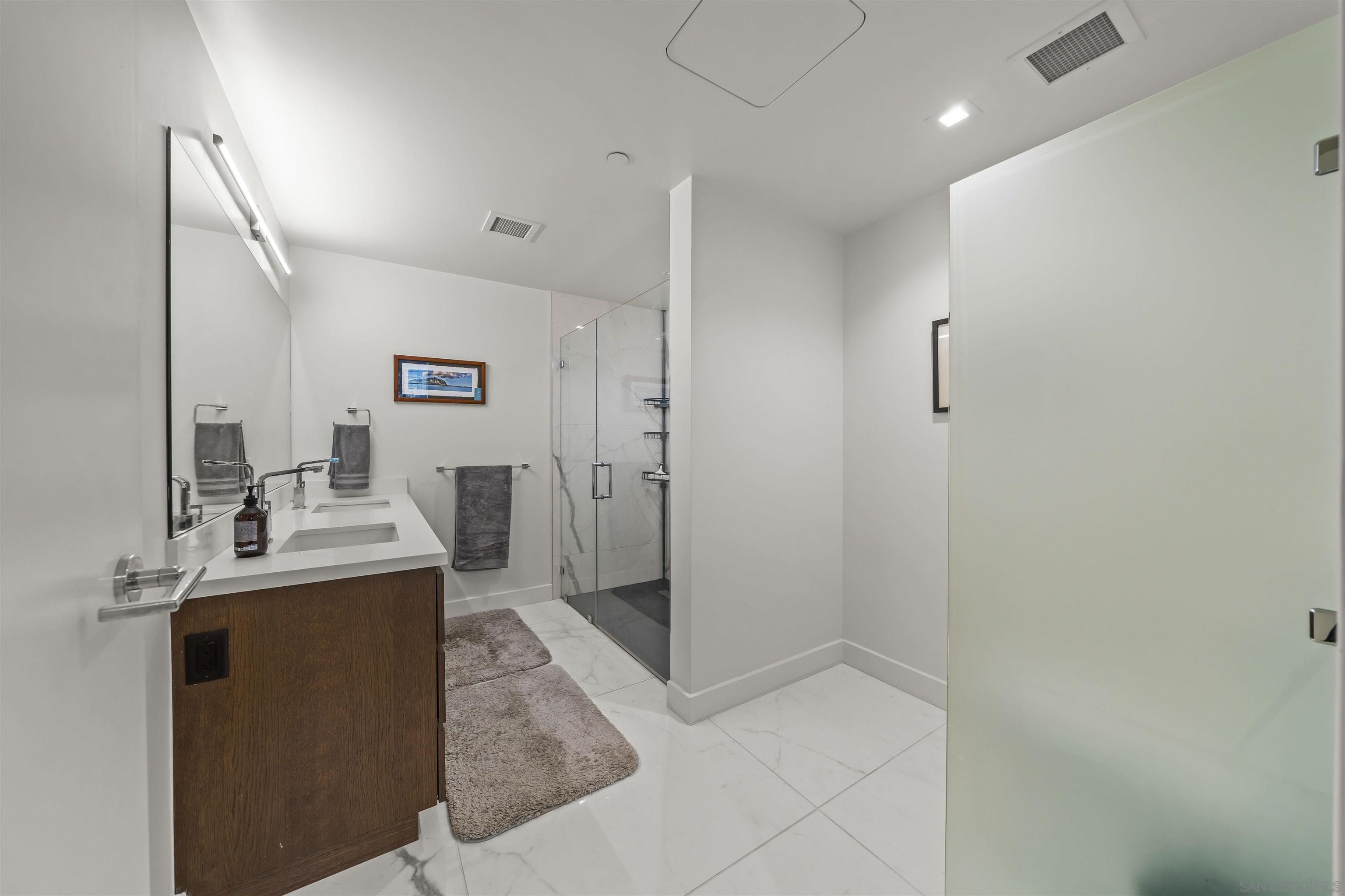 Detail Gallery Image 34 of 57 For 1388  Kettner Blvd  #1504,  San Diego,  CA 92101 - 2 Beds | 2 Baths