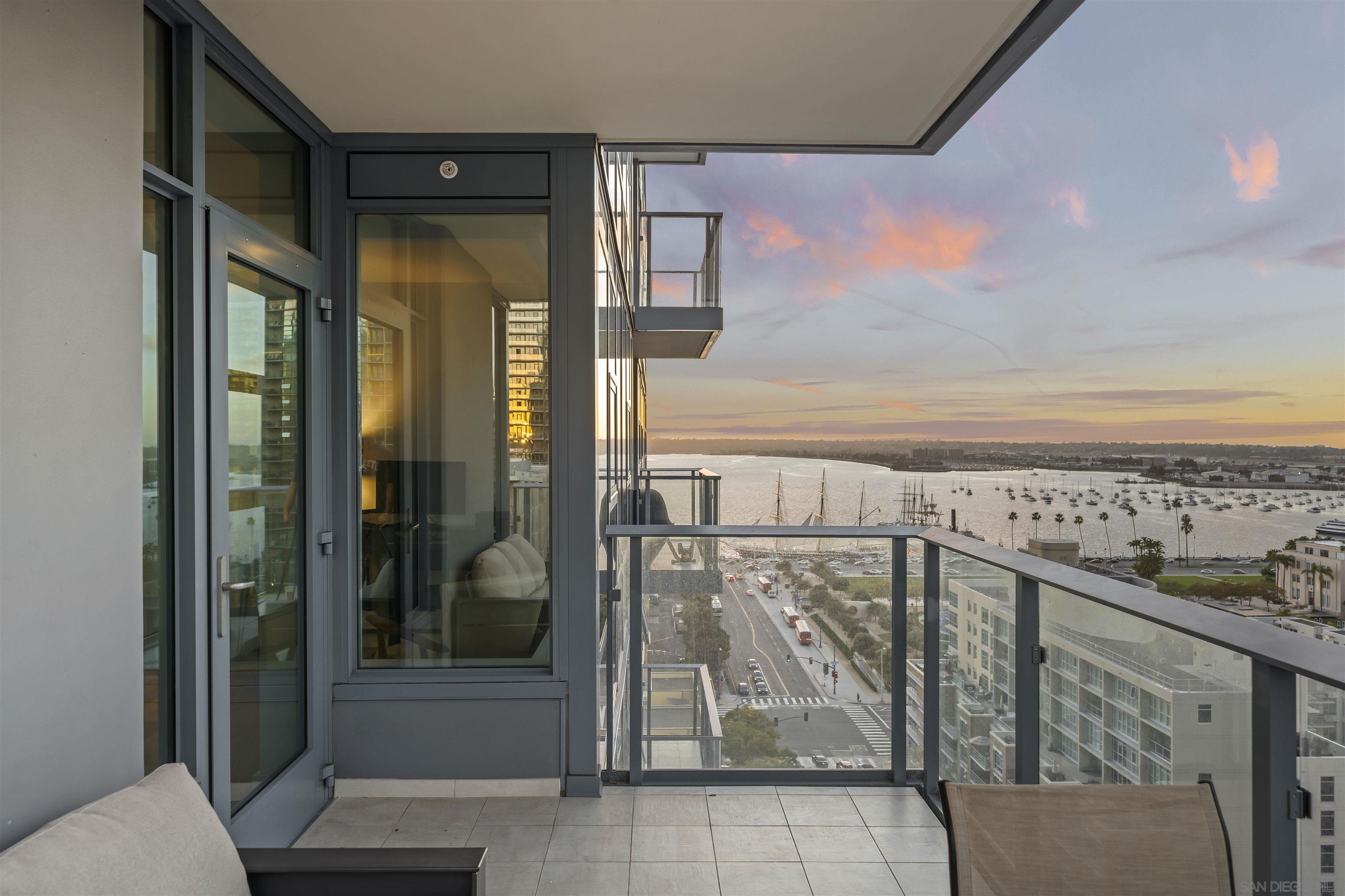 Detail Gallery Image 10 of 57 For 1388  Kettner Blvd  #1504,  San Diego,  CA 92101 - 2 Beds | 2 Baths