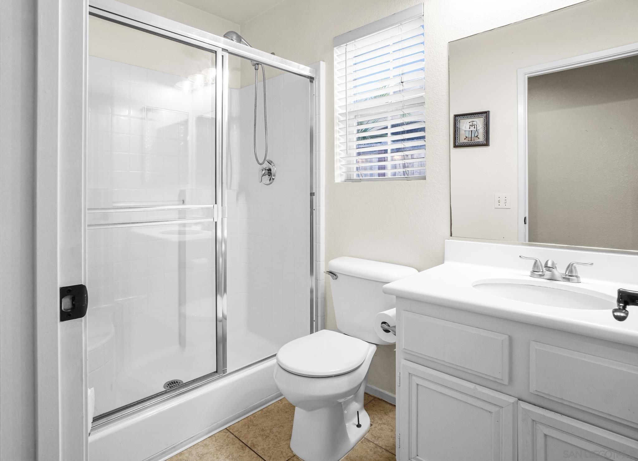 Detail Gallery Image 11 of 32 For 5031  Cimarron Way, San Diego,  CA 92154 - 5 Beds | 3 Baths