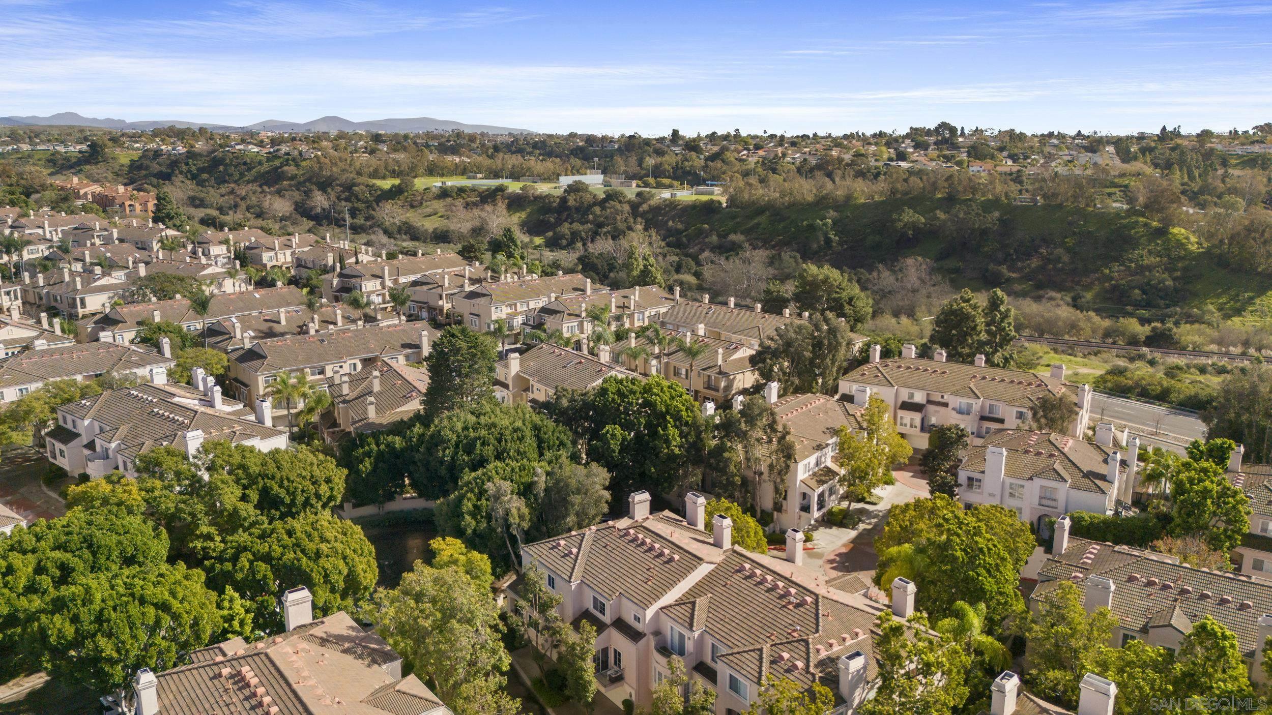 Detail Gallery Image 38 of 40 For 5123  Renaissance Ave  #C,  San Diego,  CA 92122 - 2 Beds | 2/1 Baths