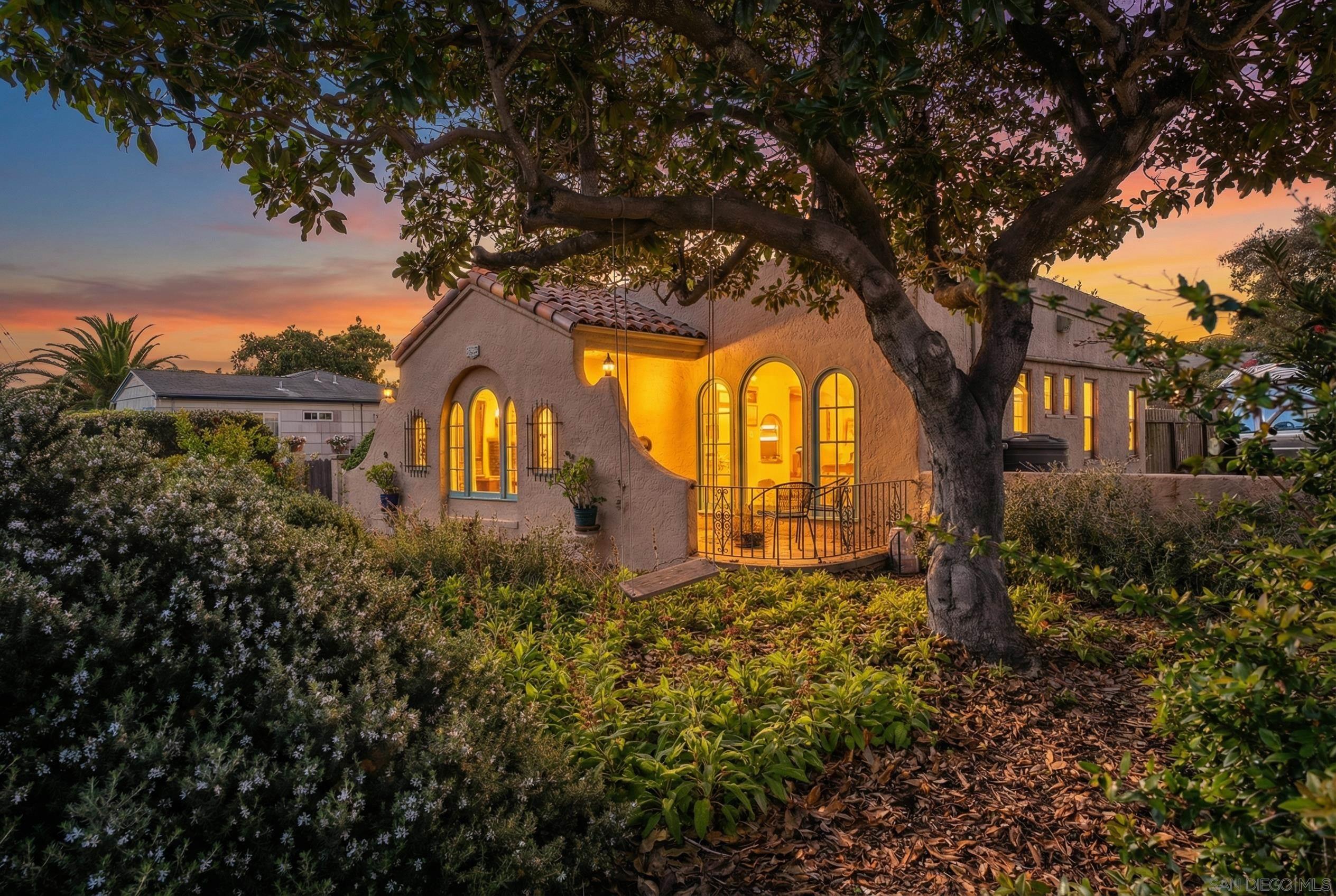 Front Image Thumbnail for SD260004993