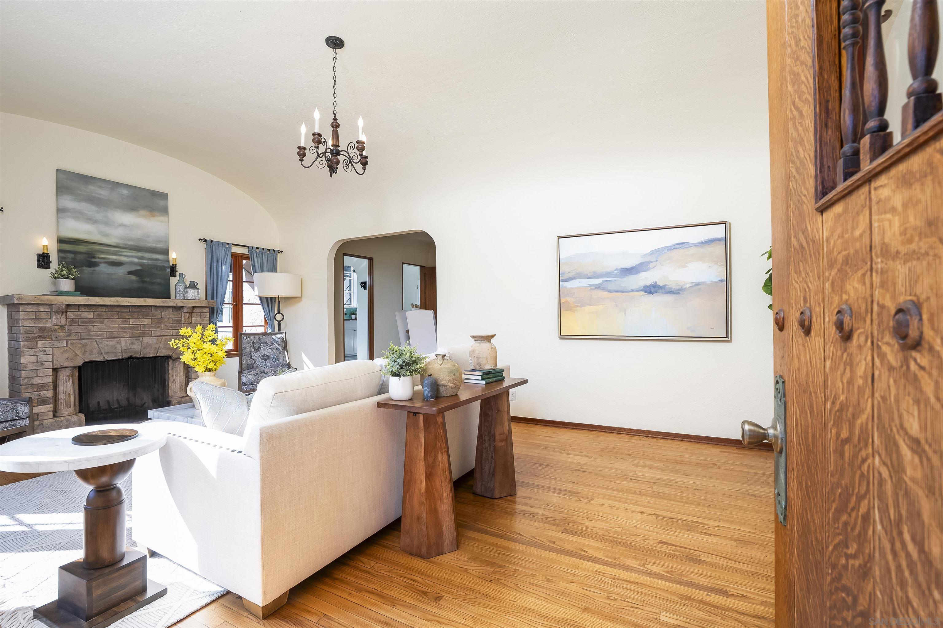 Detail Gallery Image 13 of 58 For 3714  Nimitz Blvd., San Diego,  CA 92107 - 2 Beds | 1/1 Baths