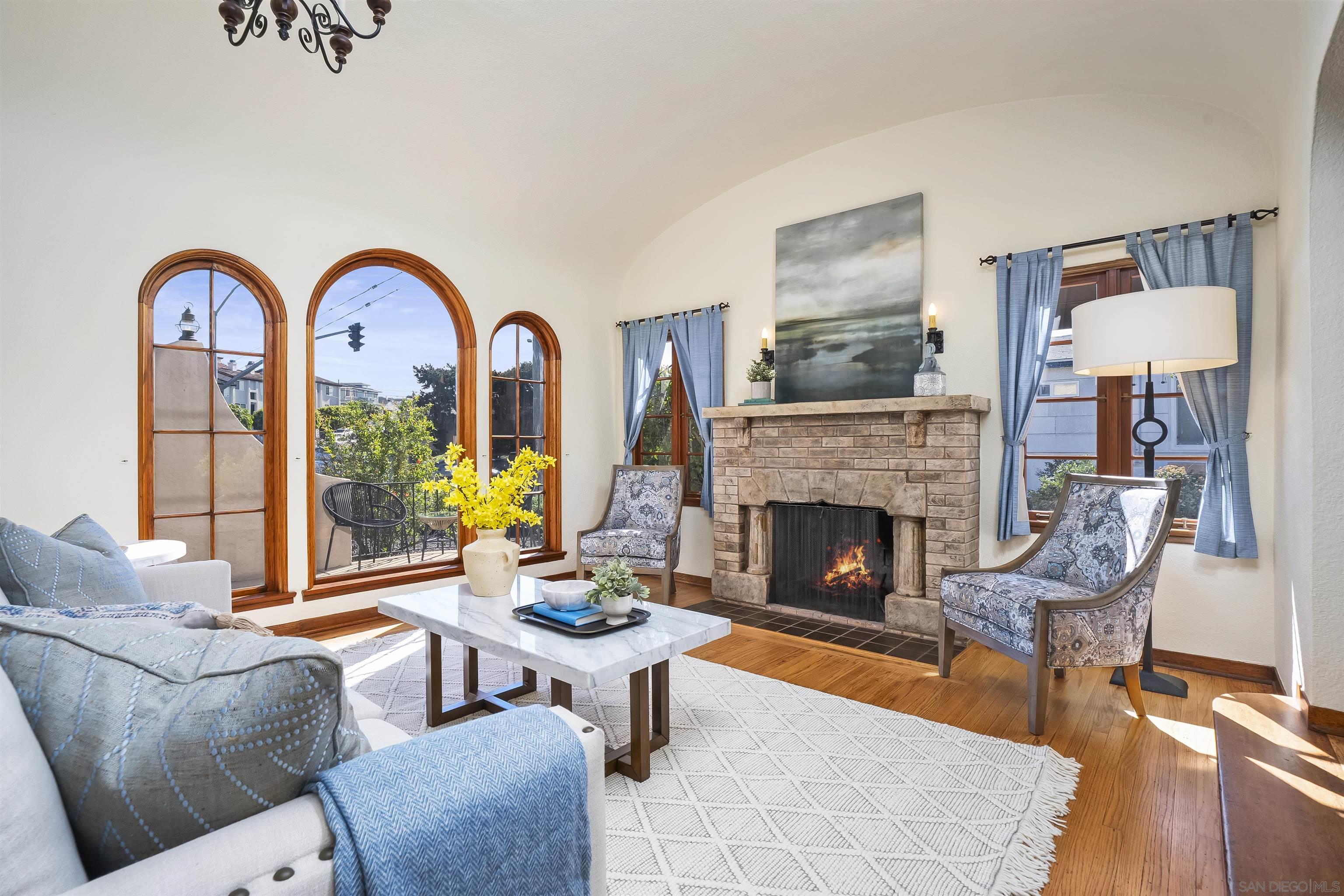 Detail Gallery Image 17 of 58 For 3714  Nimitz Blvd., San Diego,  CA 92107 - 2 Beds | 1/1 Baths