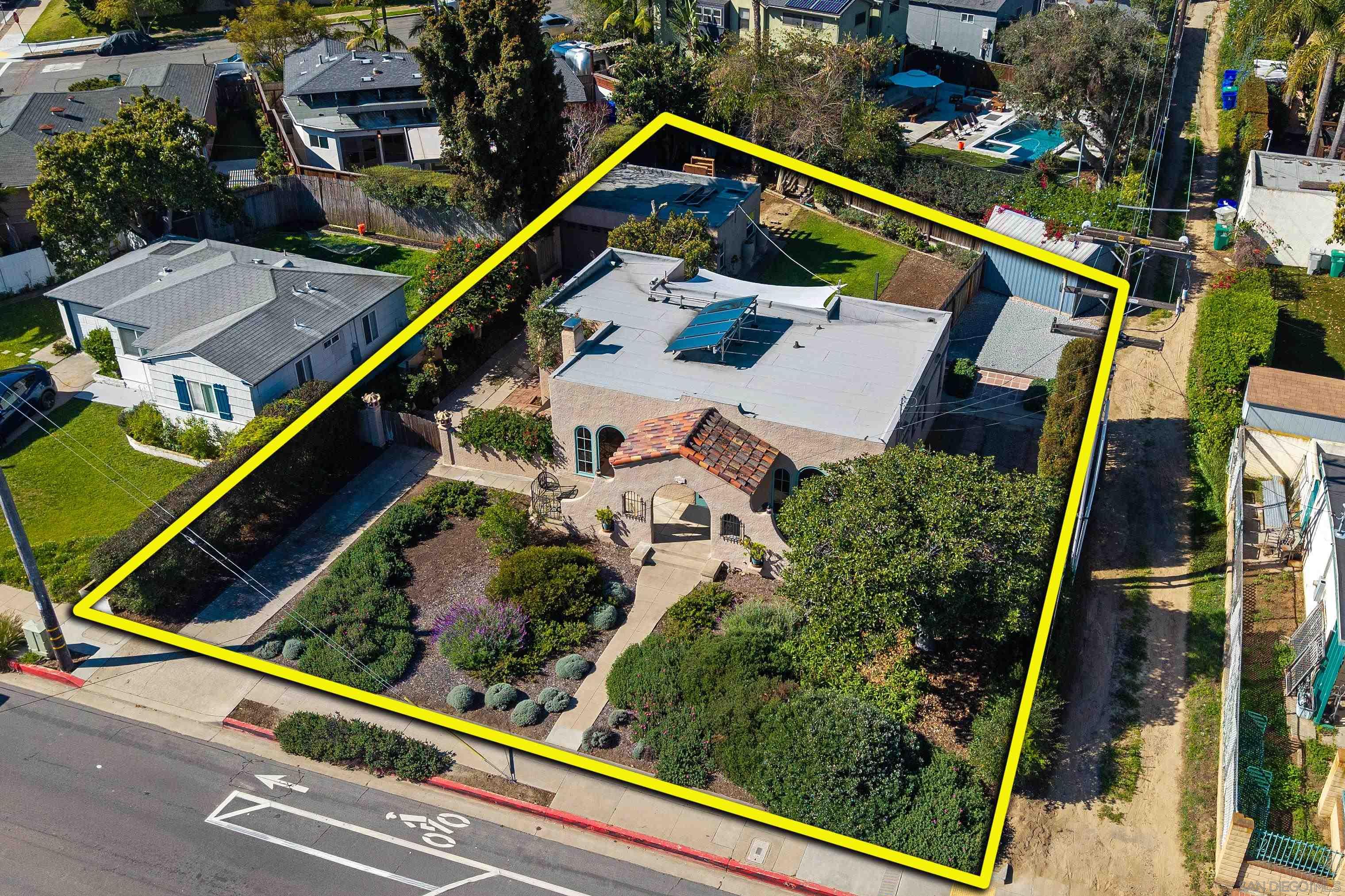 Detail Gallery Image 42 of 58 For 3714  Nimitz Blvd., San Diego,  CA 92107 - 2 Beds | 1/1 Baths