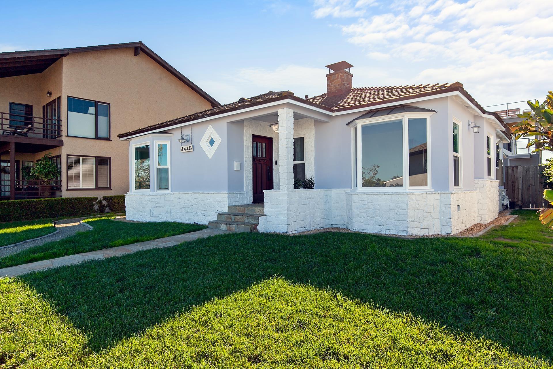 Front Image Thumbnail for SD260004996