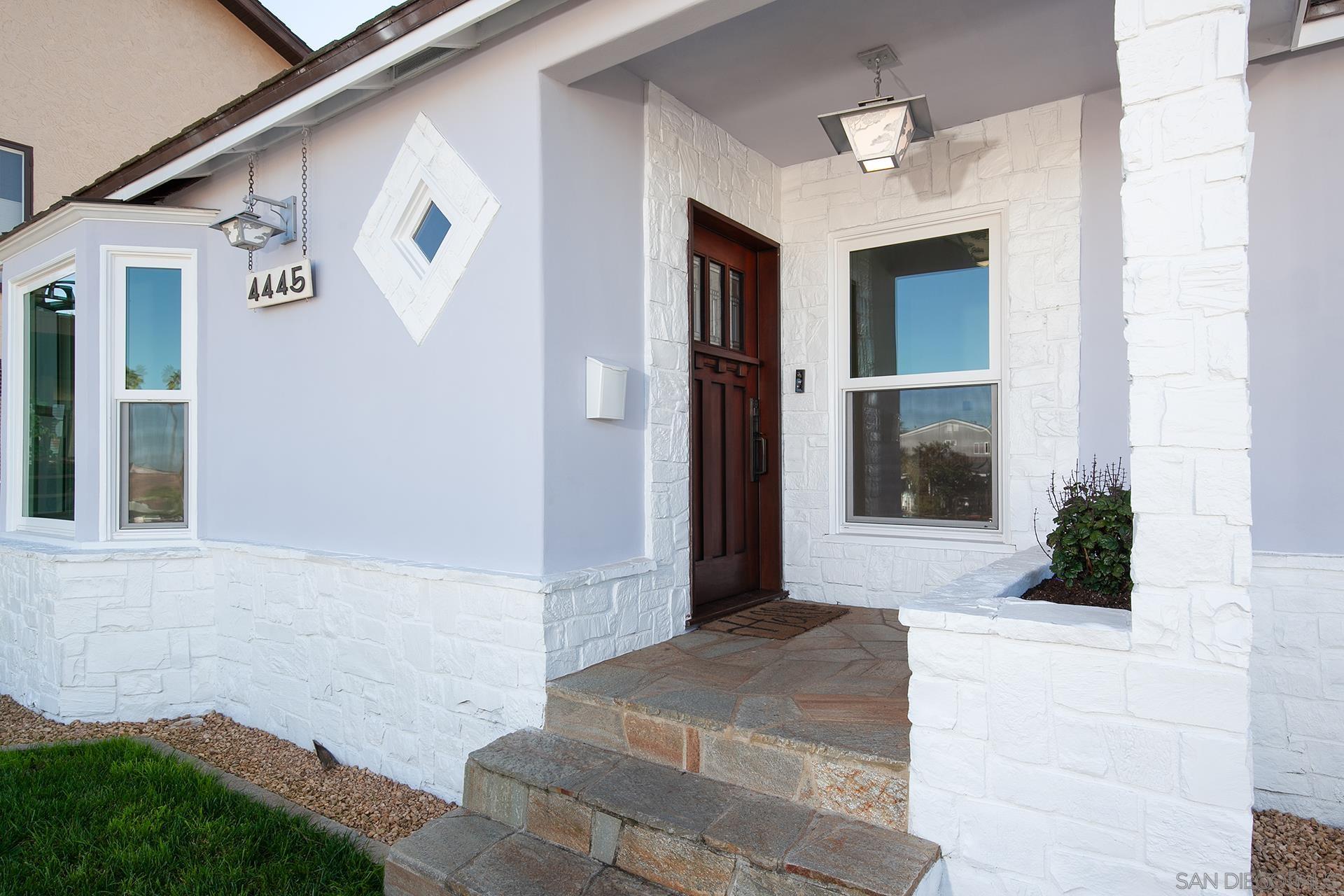 Detail Gallery Image 13 of 75 For 4445  Coronado Avenue, San Diego,  CA 92107 - 6 Beds | 2/1 Baths