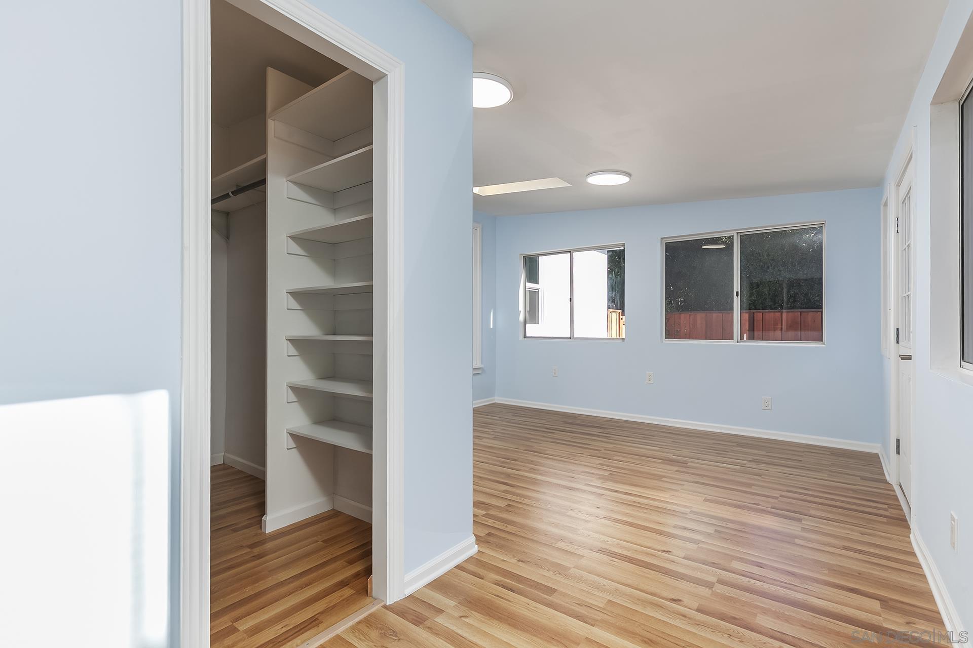 Detail Gallery Image 31 of 75 For 4445  Coronado Avenue, San Diego,  CA 92107 - 6 Beds | 2/1 Baths