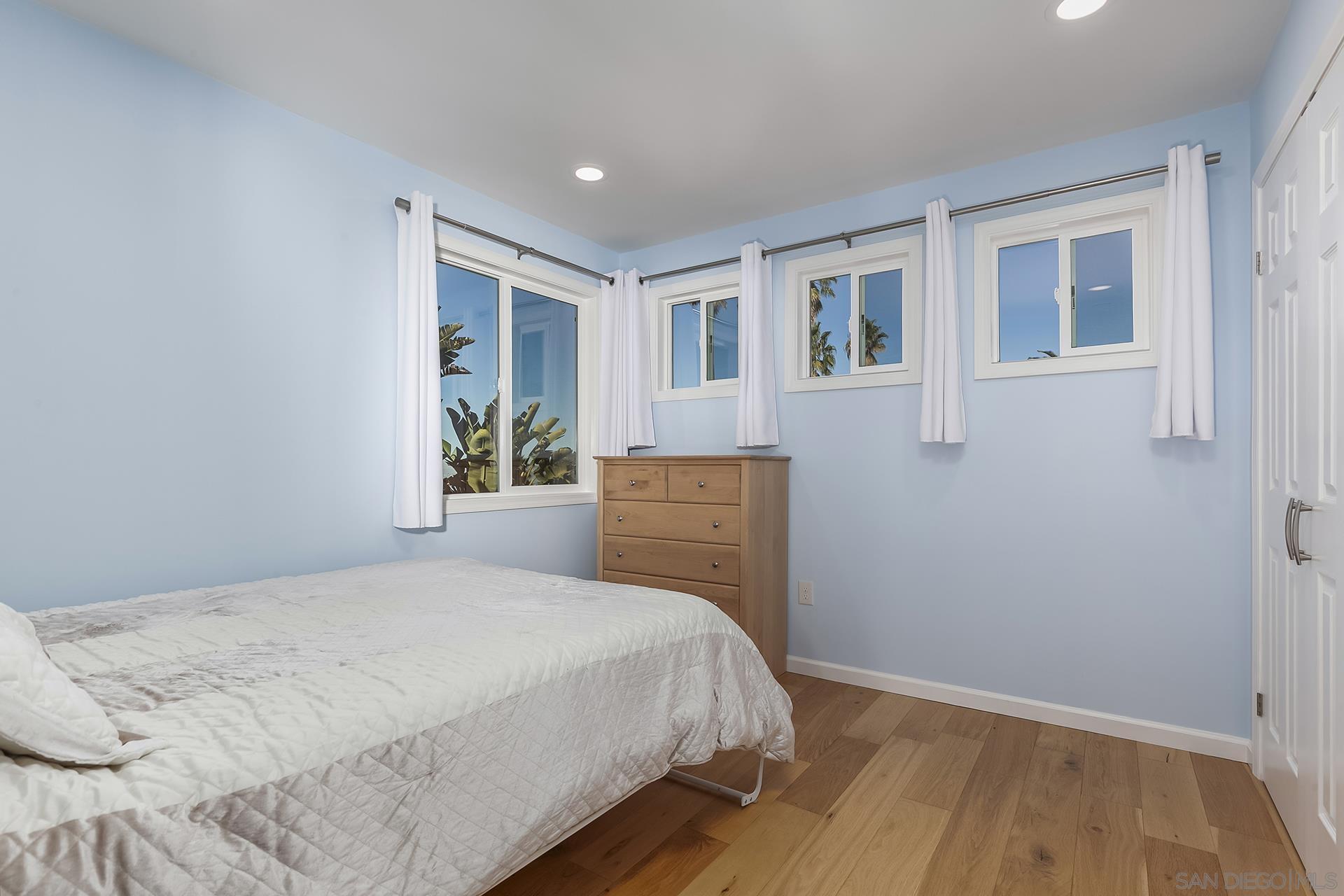 Detail Gallery Image 59 of 75 For 4445  Coronado Avenue, San Diego,  CA 92107 - 6 Beds | 2/1 Baths