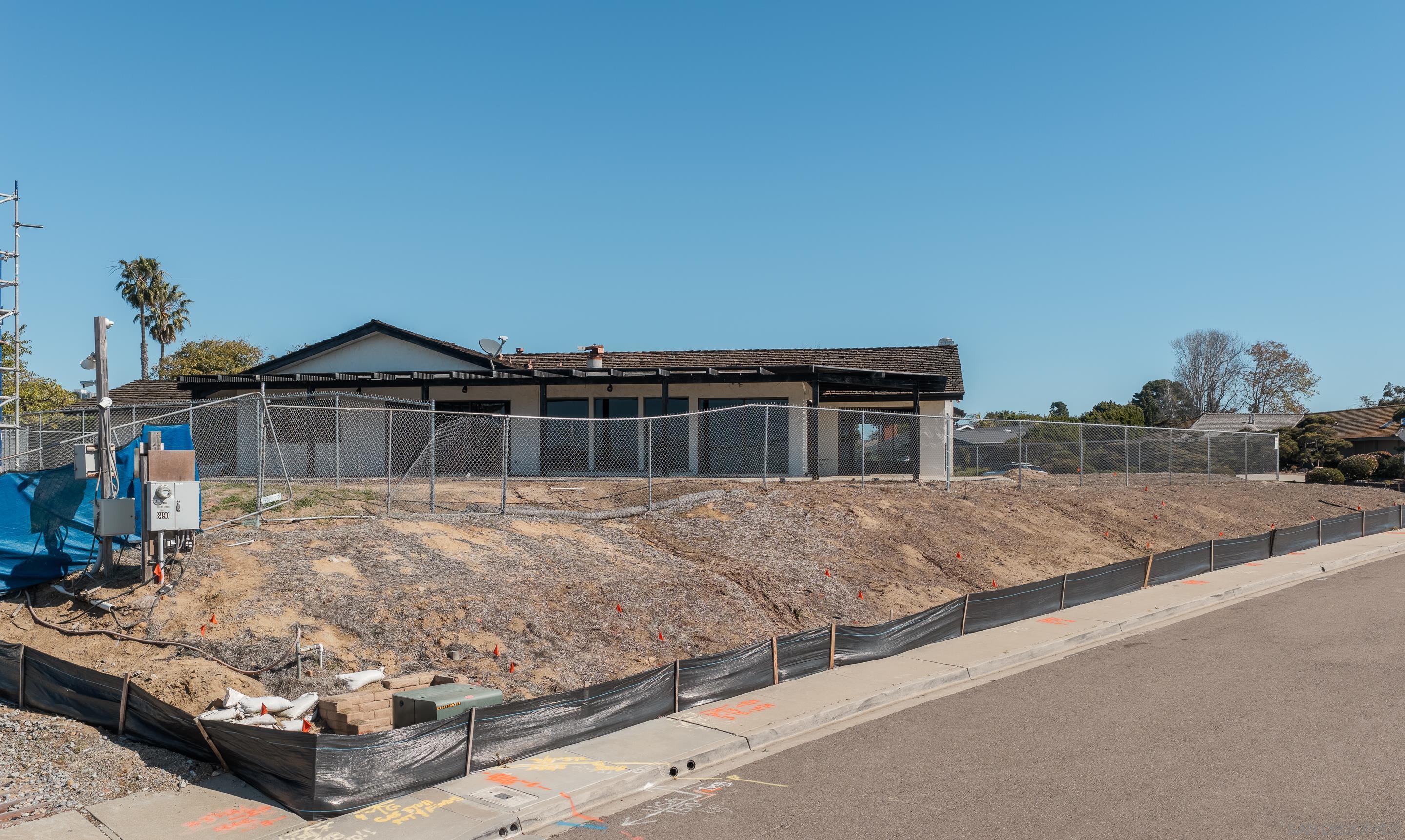 Detail Gallery Image 8 of 12 For 8504  Prestwick Dr, La Jolla,  CA 92037 - 4 Beds | 4 Baths