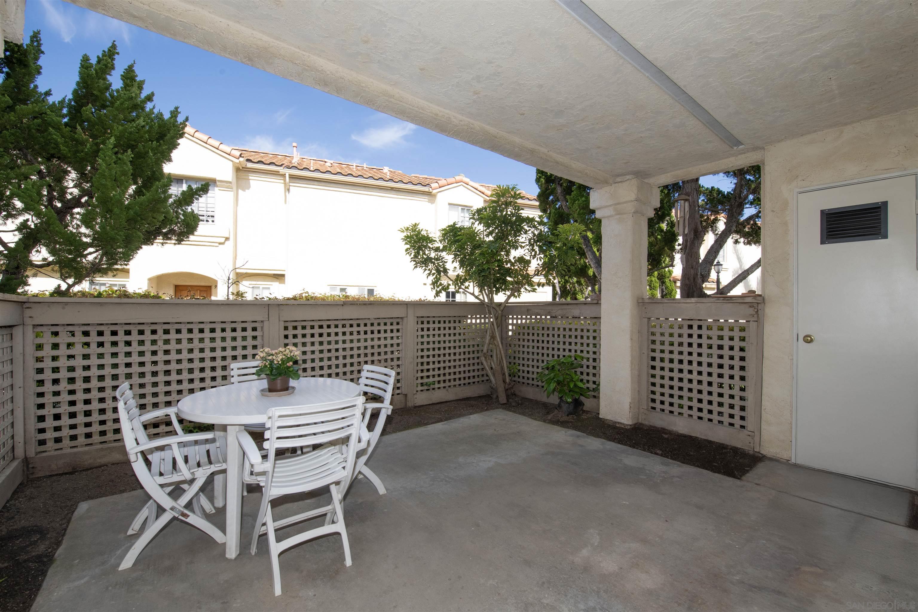 Detail Gallery Image 11 of 16 For 1050  La Tortuga Dr  #15,  Vista,  CA 92081 - 2 Beds | 1/1 Baths