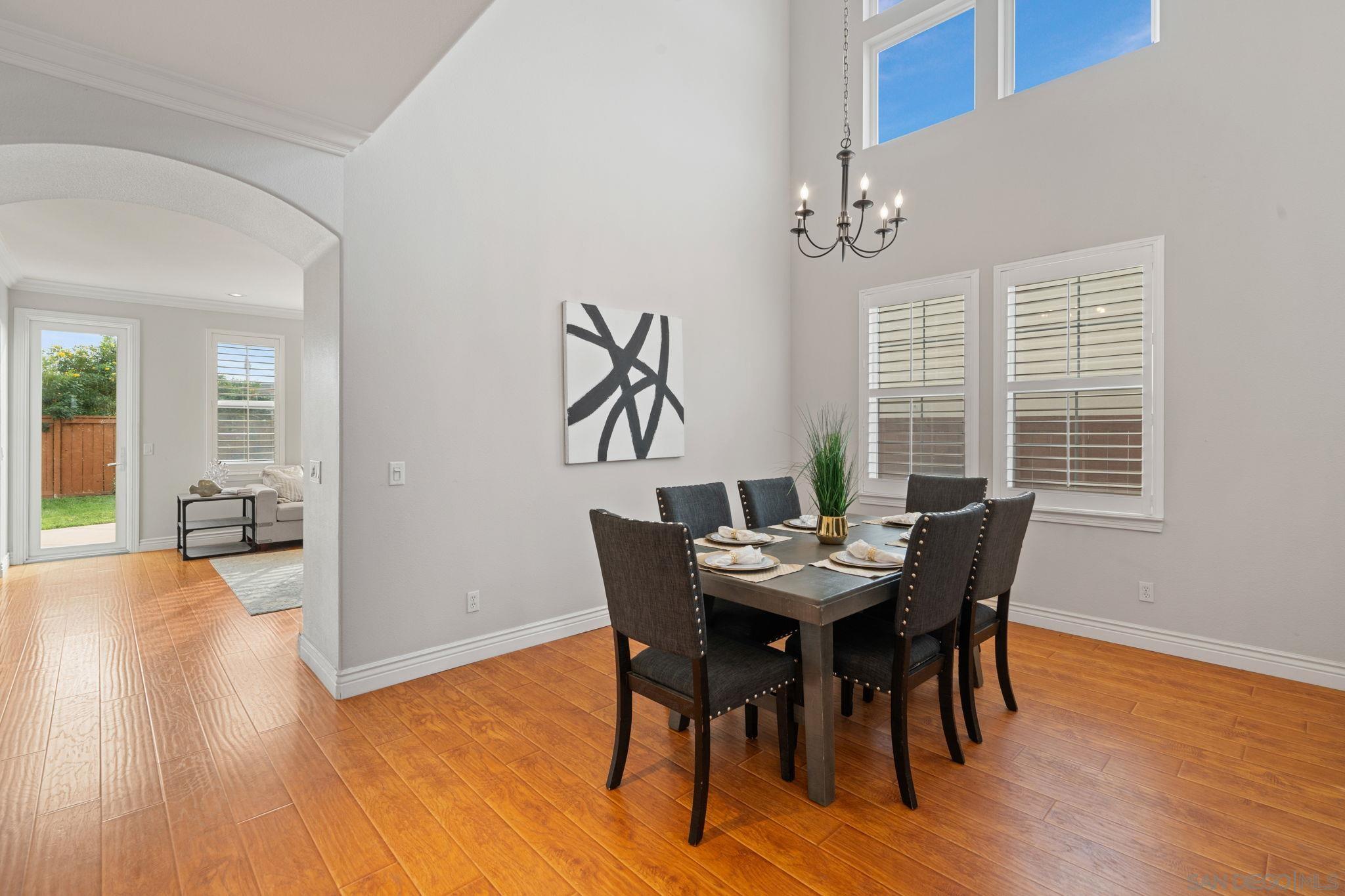 Detail Gallery Image 12 of 60 For 644  Wilmington Dr, Chula Vista,  CA 91914 - 5 Beds | 4 Baths