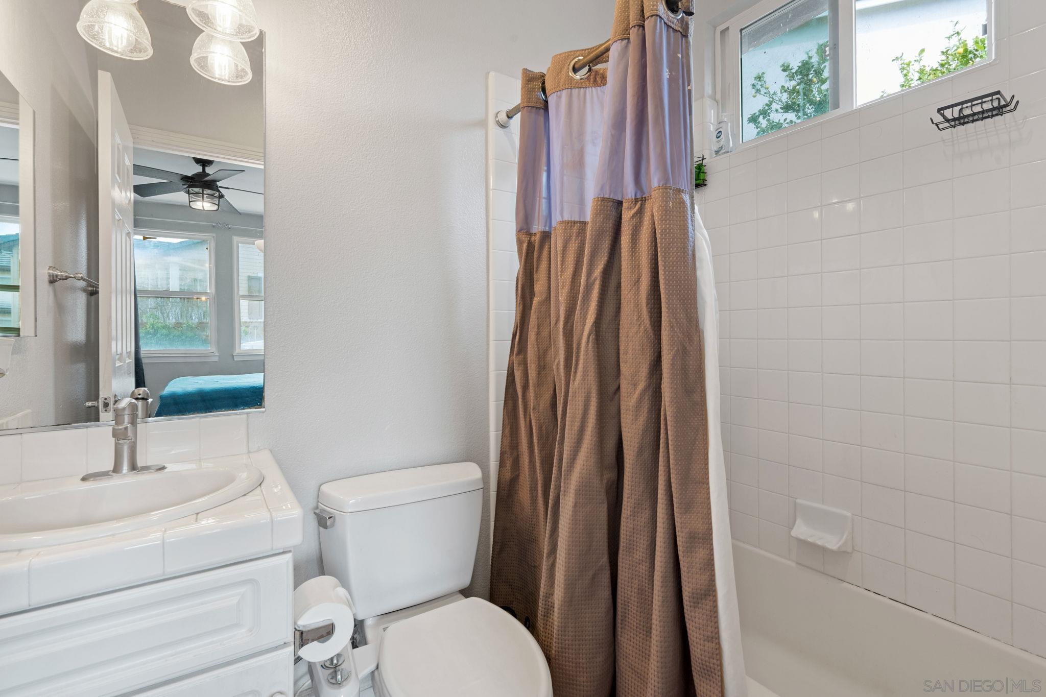 Detail Gallery Image 50 of 60 For 644  Wilmington Dr, Chula Vista,  CA 91914 - 5 Beds | 4 Baths