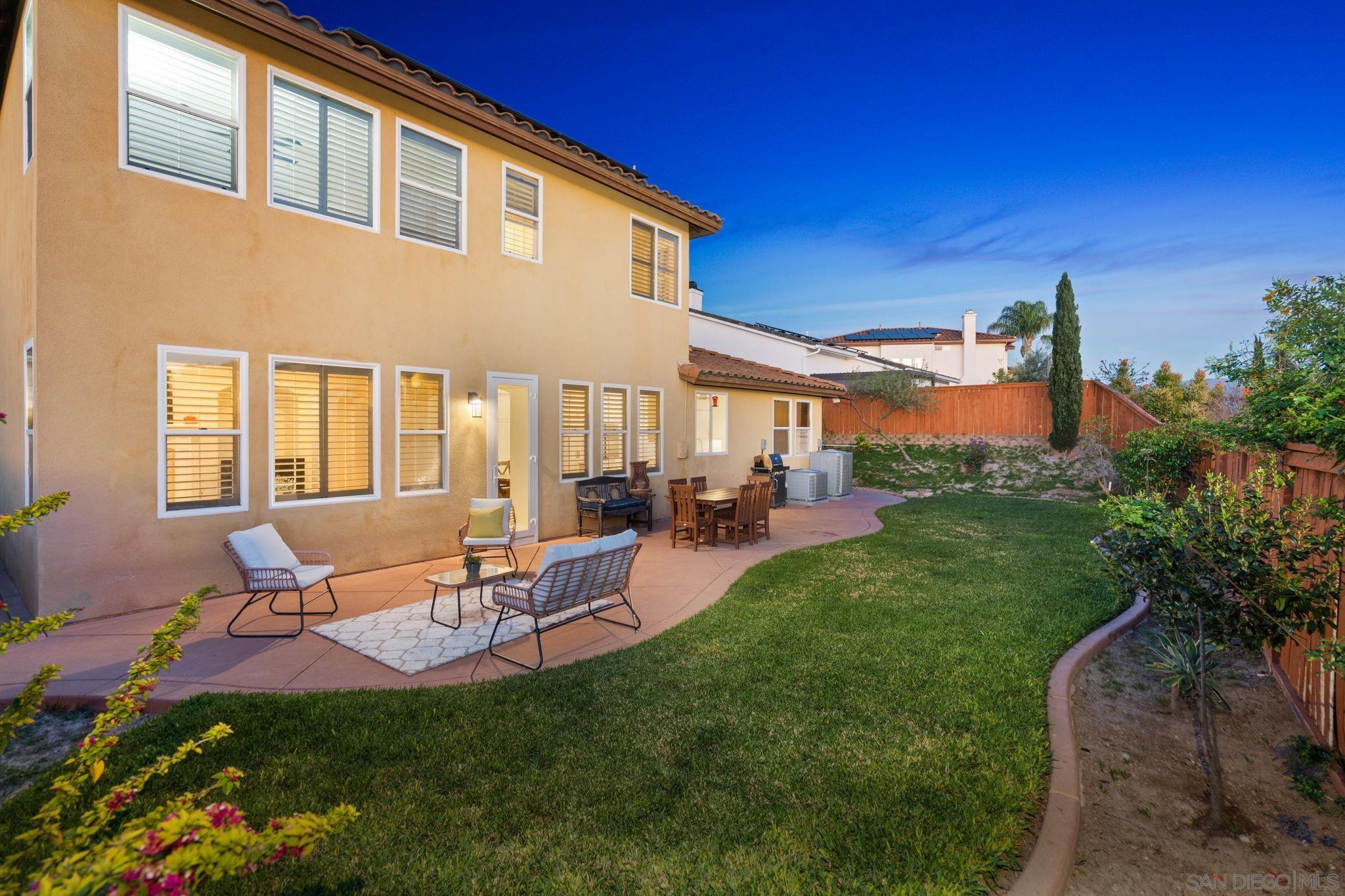 Detail Gallery Image 6 of 60 For 644  Wilmington Dr, Chula Vista,  CA 91914 - 5 Beds | 4 Baths