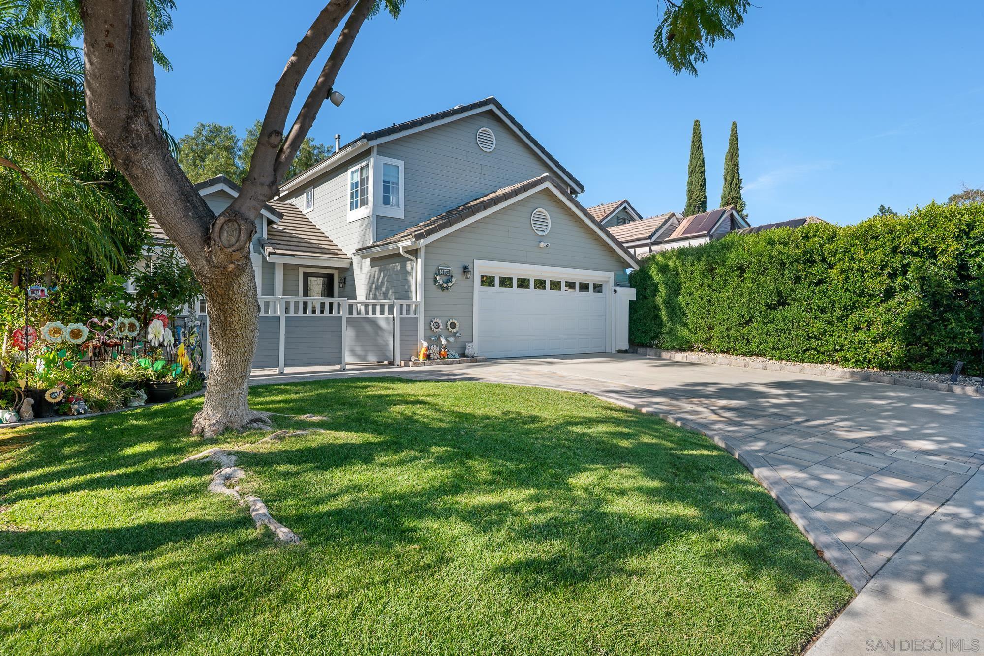 Detail Gallery Image 3 of 49 For 14192  Chicarita Creek Rd, San Diego,  CA 92128 - 4 Beds | 2/1 Baths