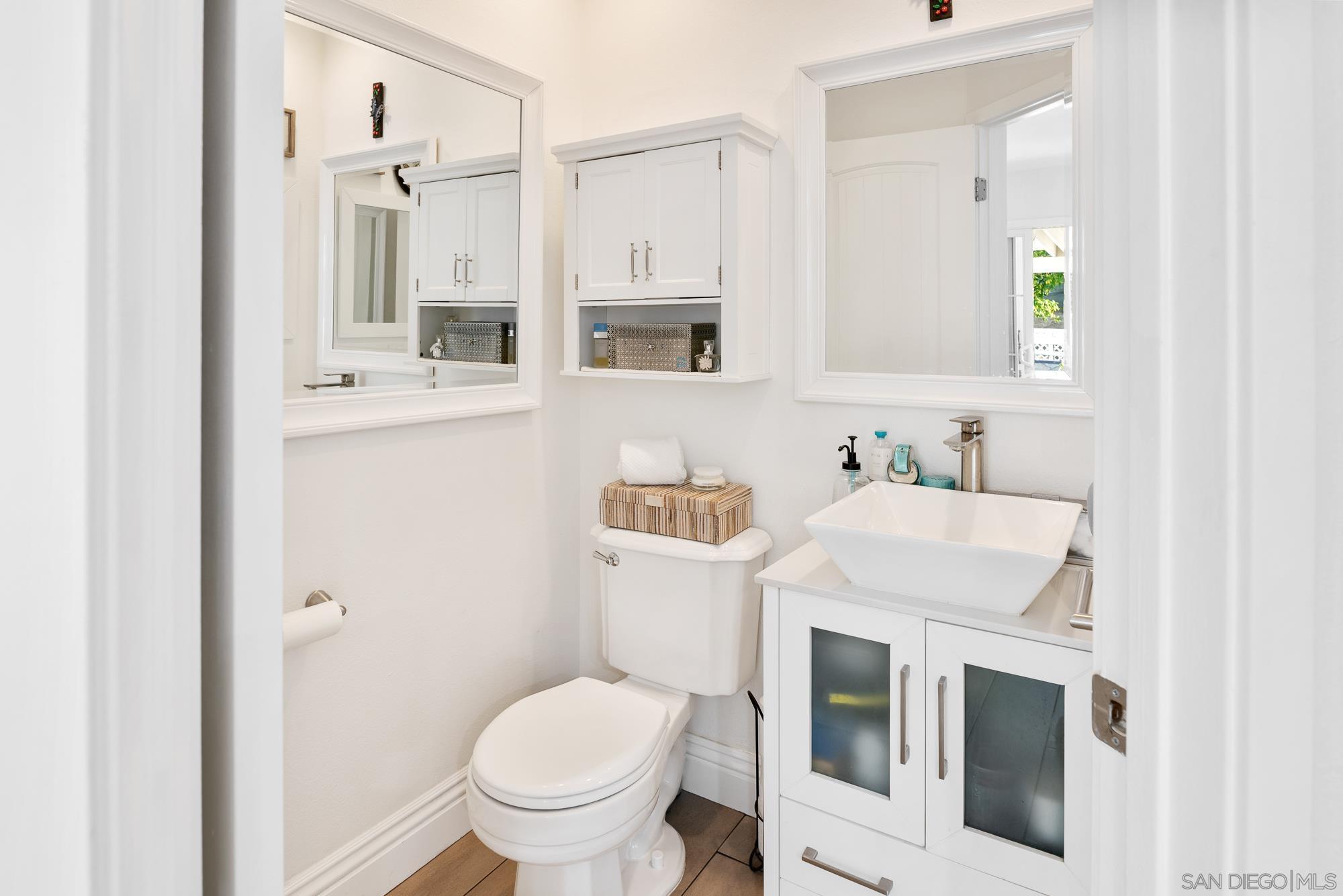 Detail Gallery Image 21 of 49 For 14192  Chicarita Creek Rd, San Diego,  CA 92128 - 4 Beds | 2/1 Baths