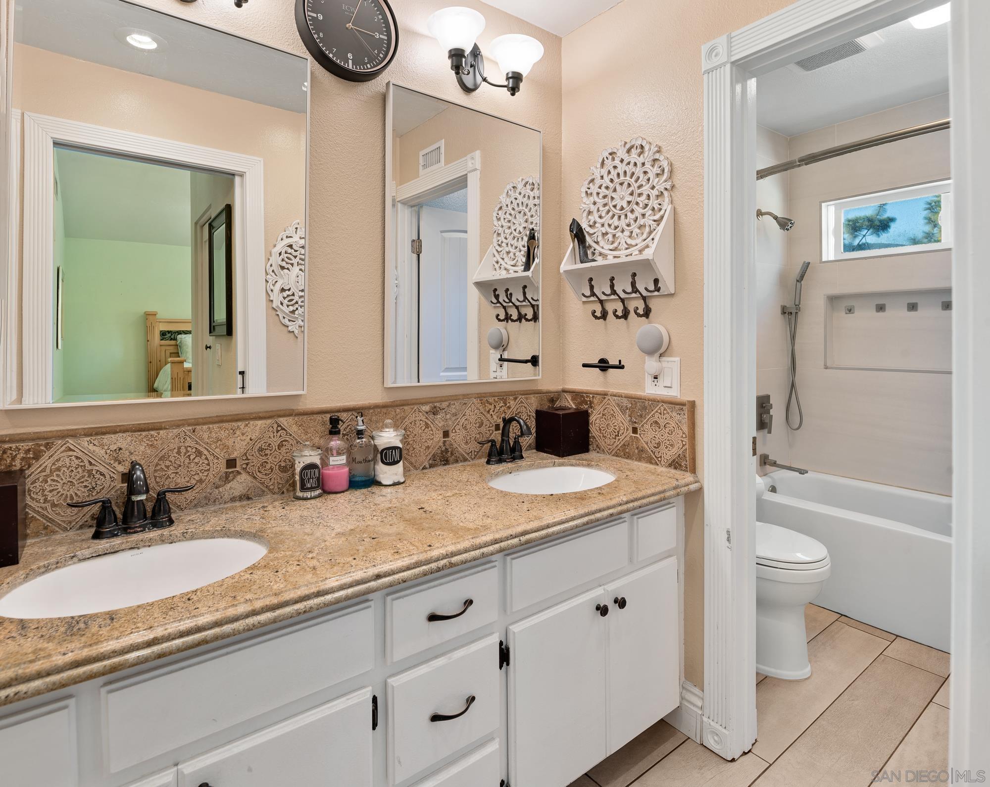 Detail Gallery Image 26 of 49 For 14192  Chicarita Creek Rd, San Diego,  CA 92128 - 4 Beds | 2/1 Baths