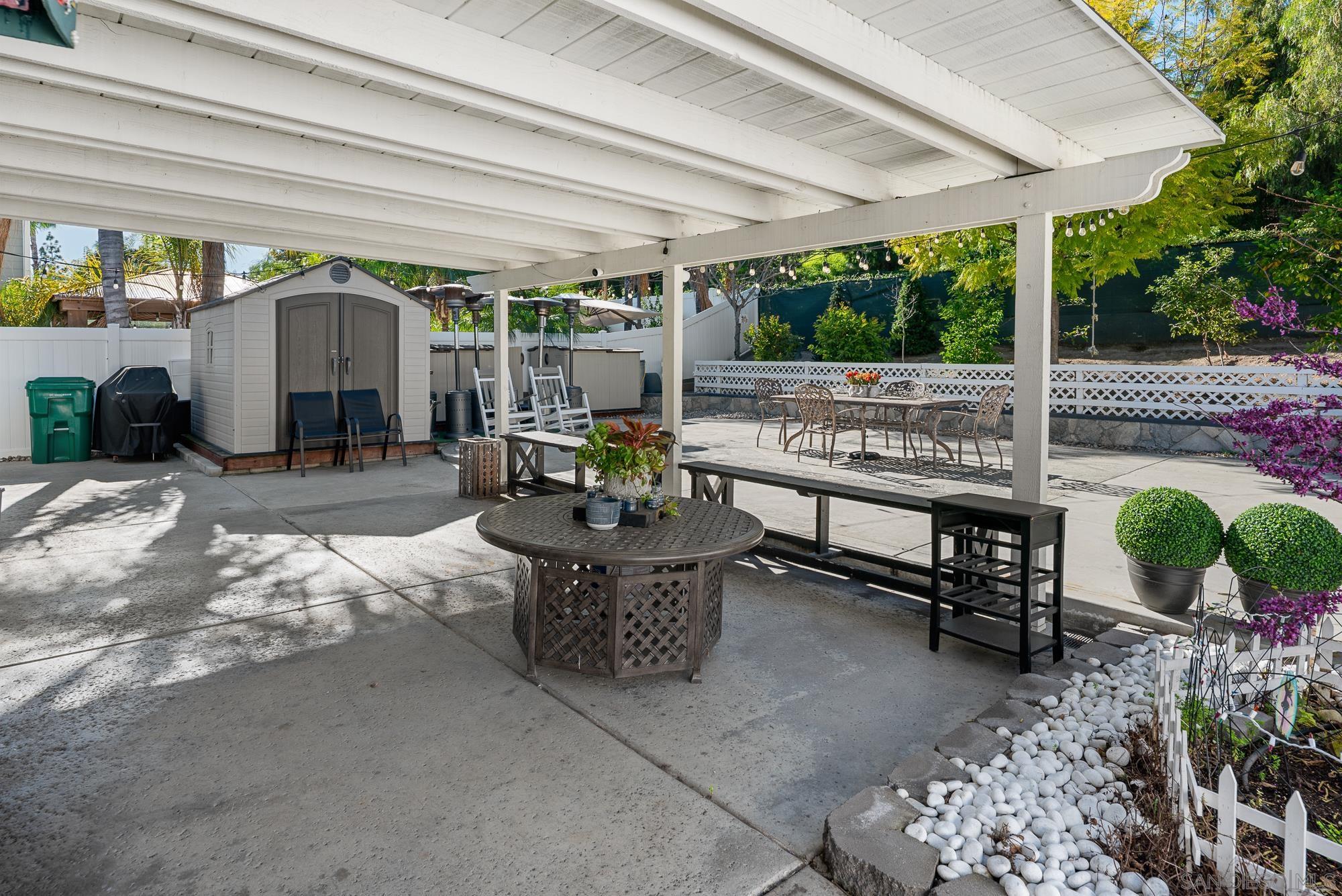 Detail Gallery Image 34 of 49 For 14192  Chicarita Creek Rd, San Diego,  CA 92128 - 4 Beds | 2/1 Baths