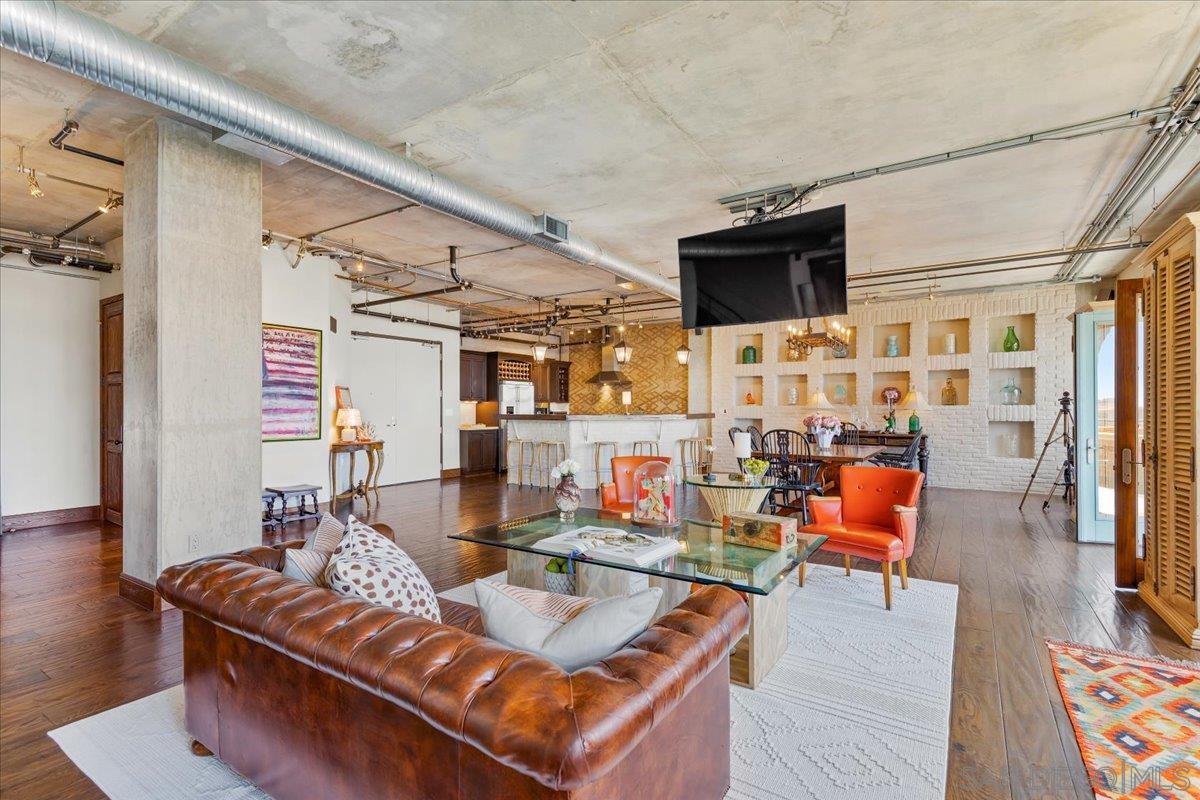 Detail Gallery Image 12 of 75 For 877  Island Ave  #1006,  San Diego,  CA 92101 - 2 Beds | 2/1 Baths