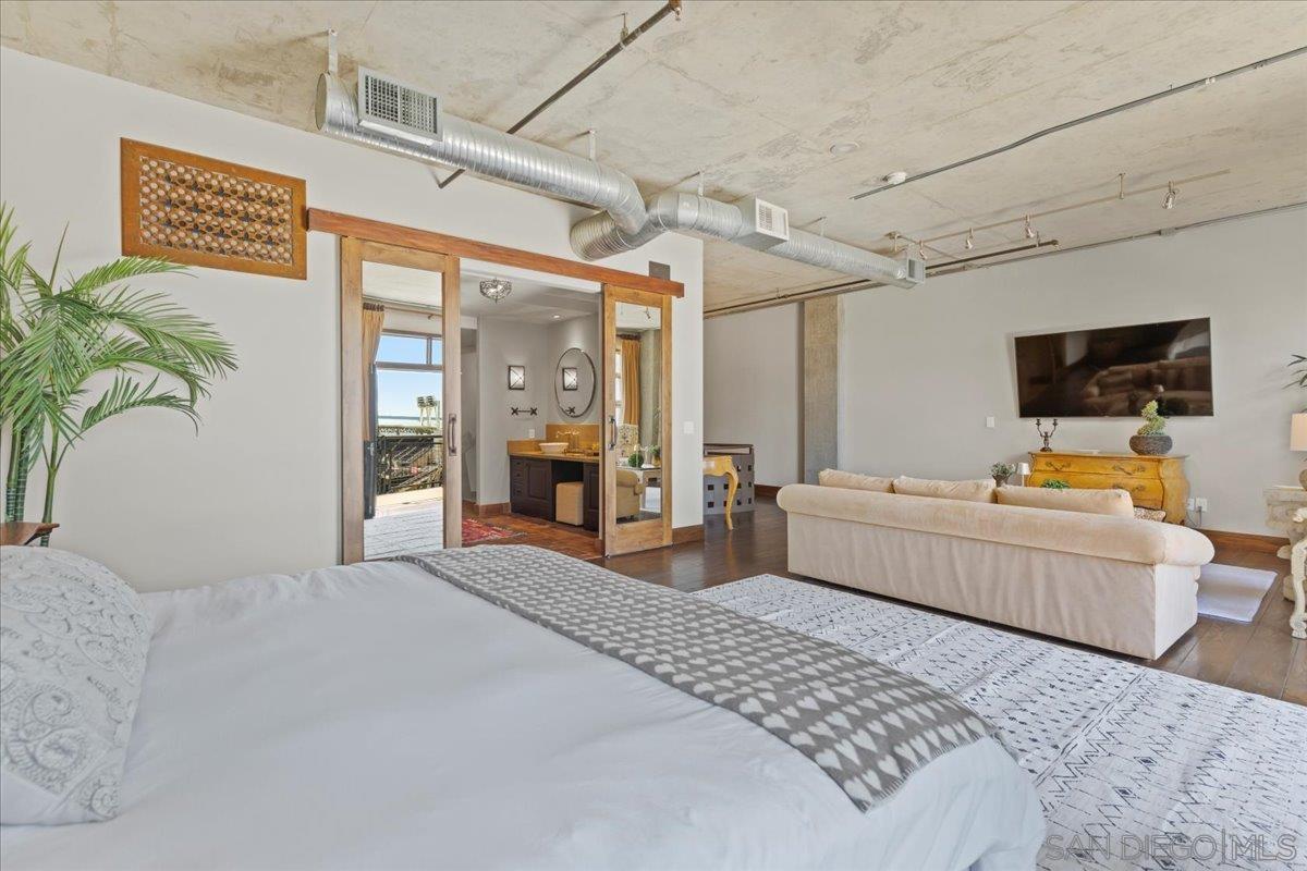 Detail Gallery Image 37 of 75 For 877  Island Ave  #1006,  San Diego,  CA 92101 - 2 Beds | 2/1 Baths