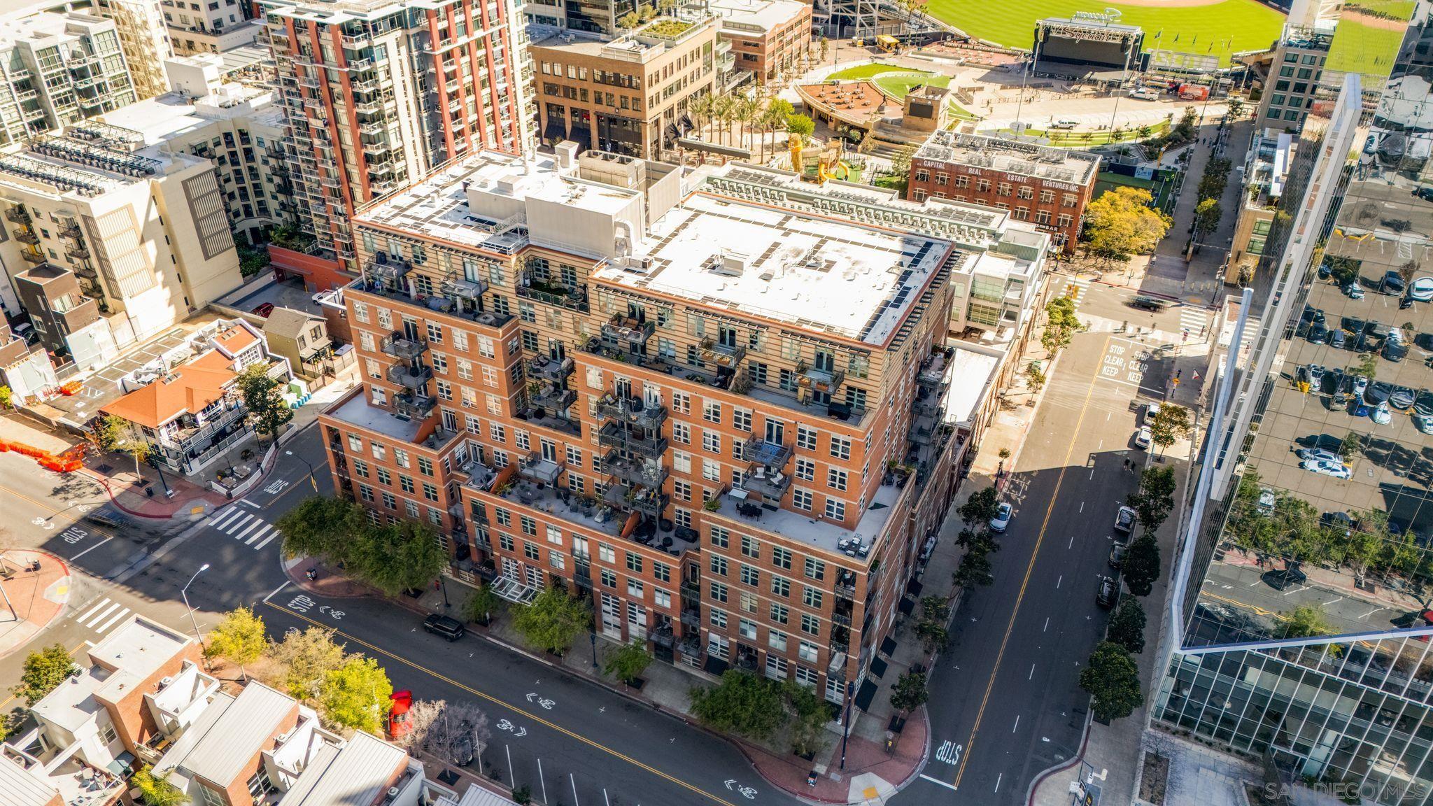 Detail Gallery Image 56 of 75 For 877  Island Ave  #1006,  San Diego,  CA 92101 - 2 Beds | 2/1 Baths