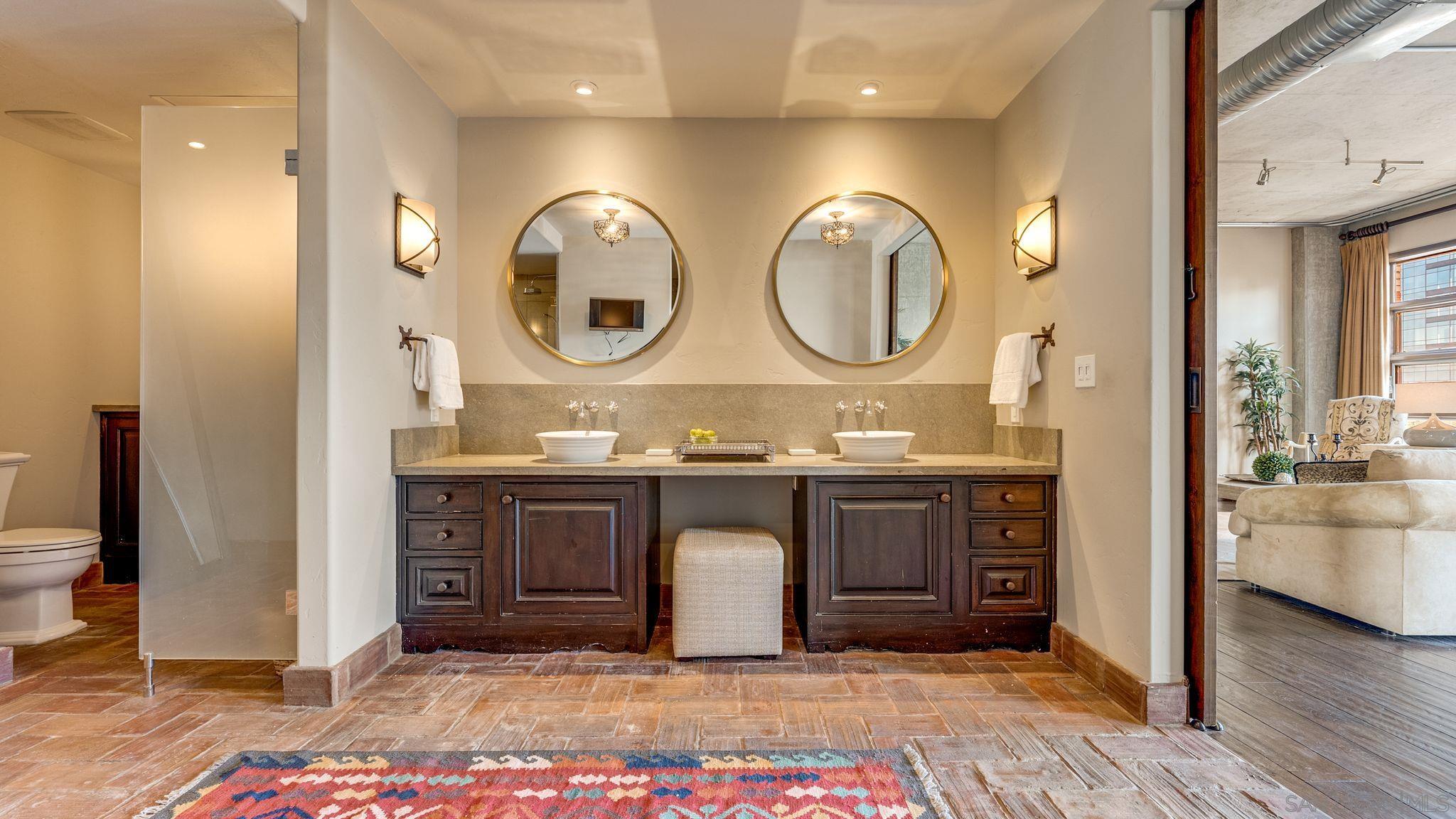 Detail Gallery Image 63 of 75 For 877  Island Ave  #1006,  San Diego,  CA 92101 - 2 Beds | 2/1 Baths