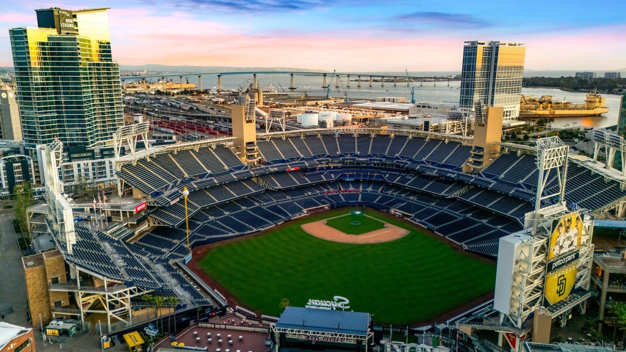 Detail Gallery Image 70 of 75 For 877  Island Ave  #1006,  San Diego,  CA 92101 - 2 Beds | 2/1 Baths