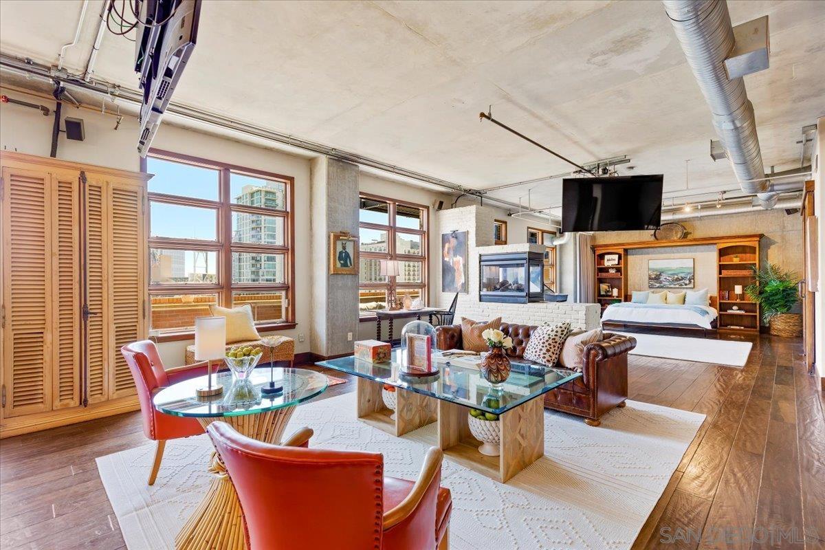 Detail Gallery Image 10 of 75 For 877  Island Ave  #1006,  San Diego,  CA 92101 - 2 Beds | 2/1 Baths