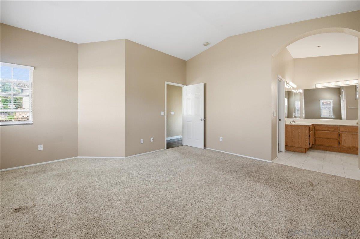 Detail Gallery Image 13 of 40 For 3143  Lamar Ct, Spring Valley,  CA 91977 - 3 Beds | 2/1 Baths