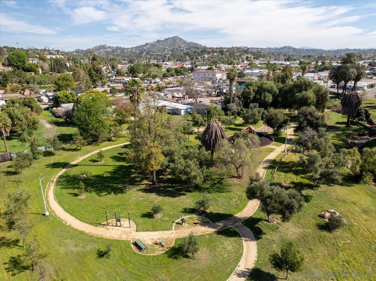 Detail Gallery Image 37 of 40 For 3143  Lamar Ct, Spring Valley,  CA 91977 - 3 Beds | 2/1 Baths