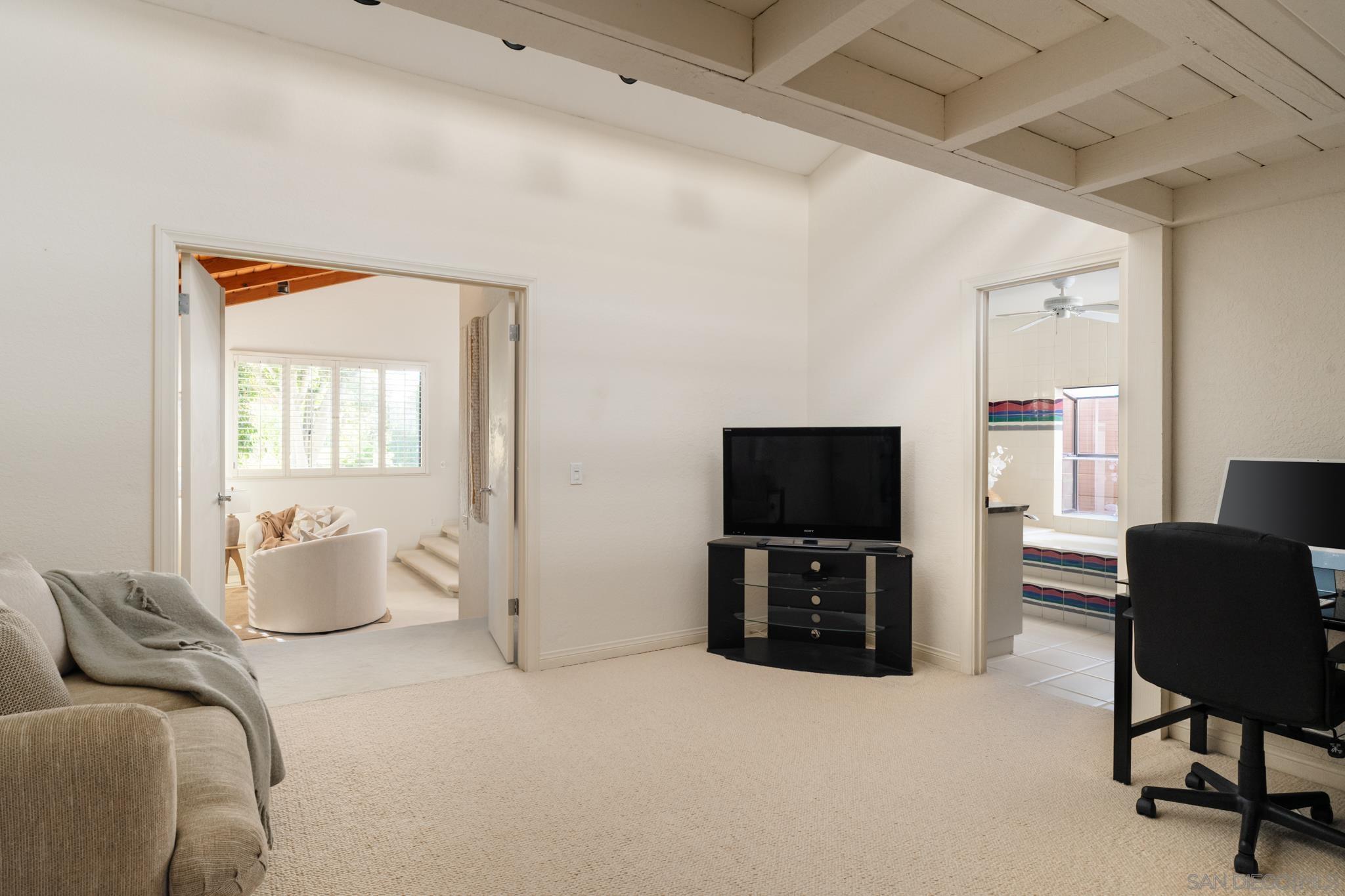 Detail Gallery Image 26 of 42 For 15943  Ranch Hollow Rd, Poway,  CA 92064 - 5 Beds | 4/1 Baths