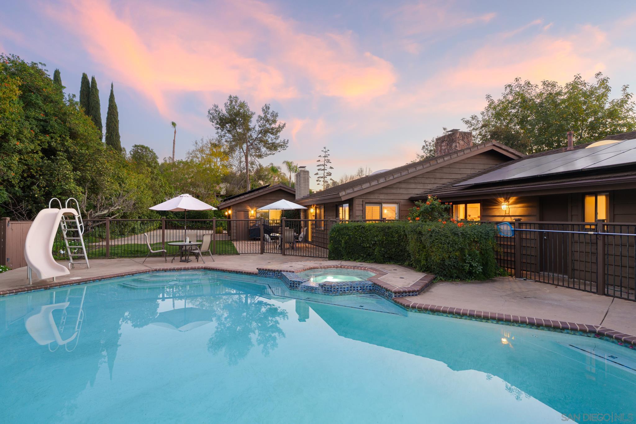 Detail Gallery Image 37 of 42 For 15943  Ranch Hollow Rd, Poway,  CA 92064 - 5 Beds | 4/1 Baths