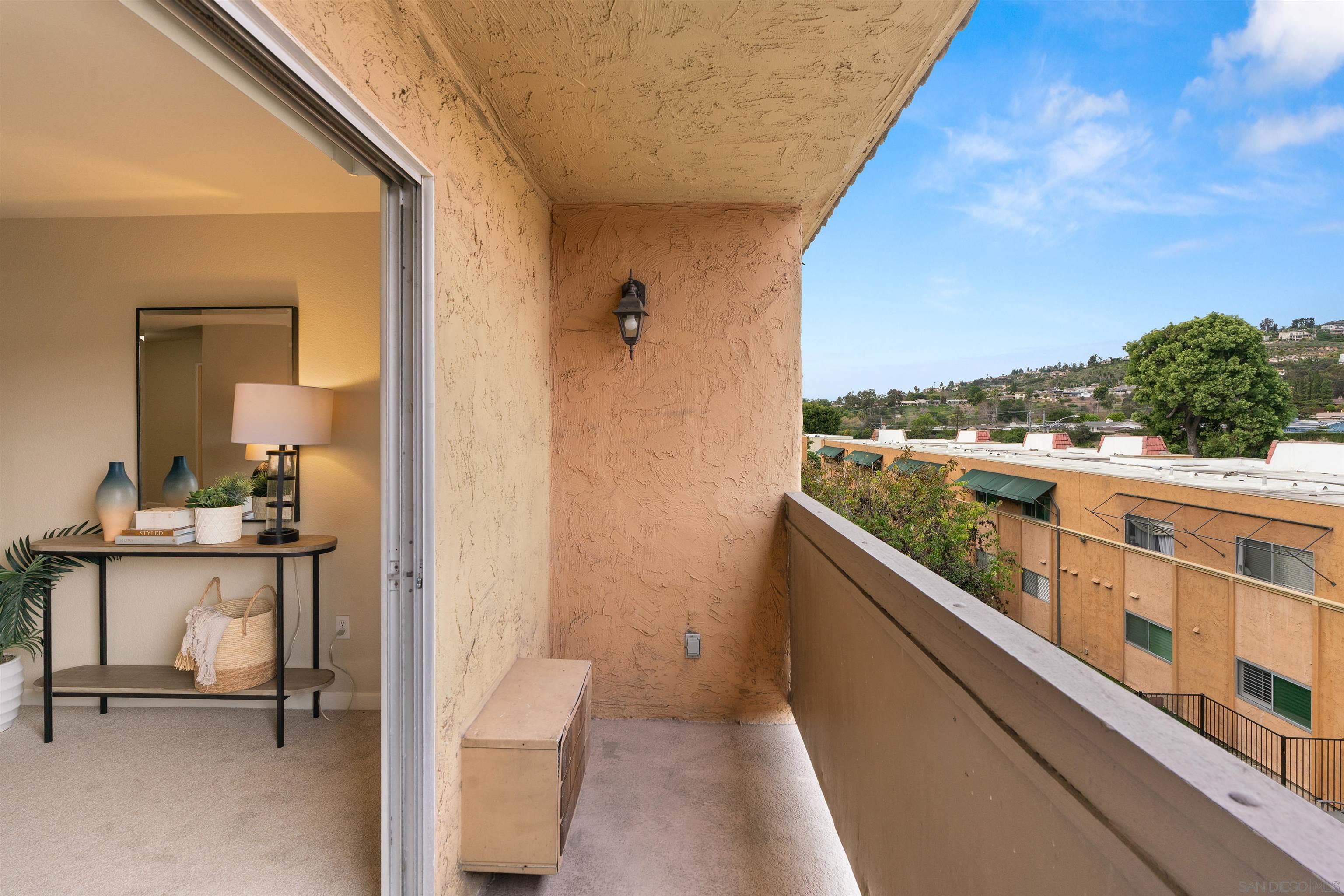 Detail Gallery Image 15 of 62 For 6955  Alvarado Rd  #70,  San Diego,  CA 92120 - 2 Beds | 2 Baths