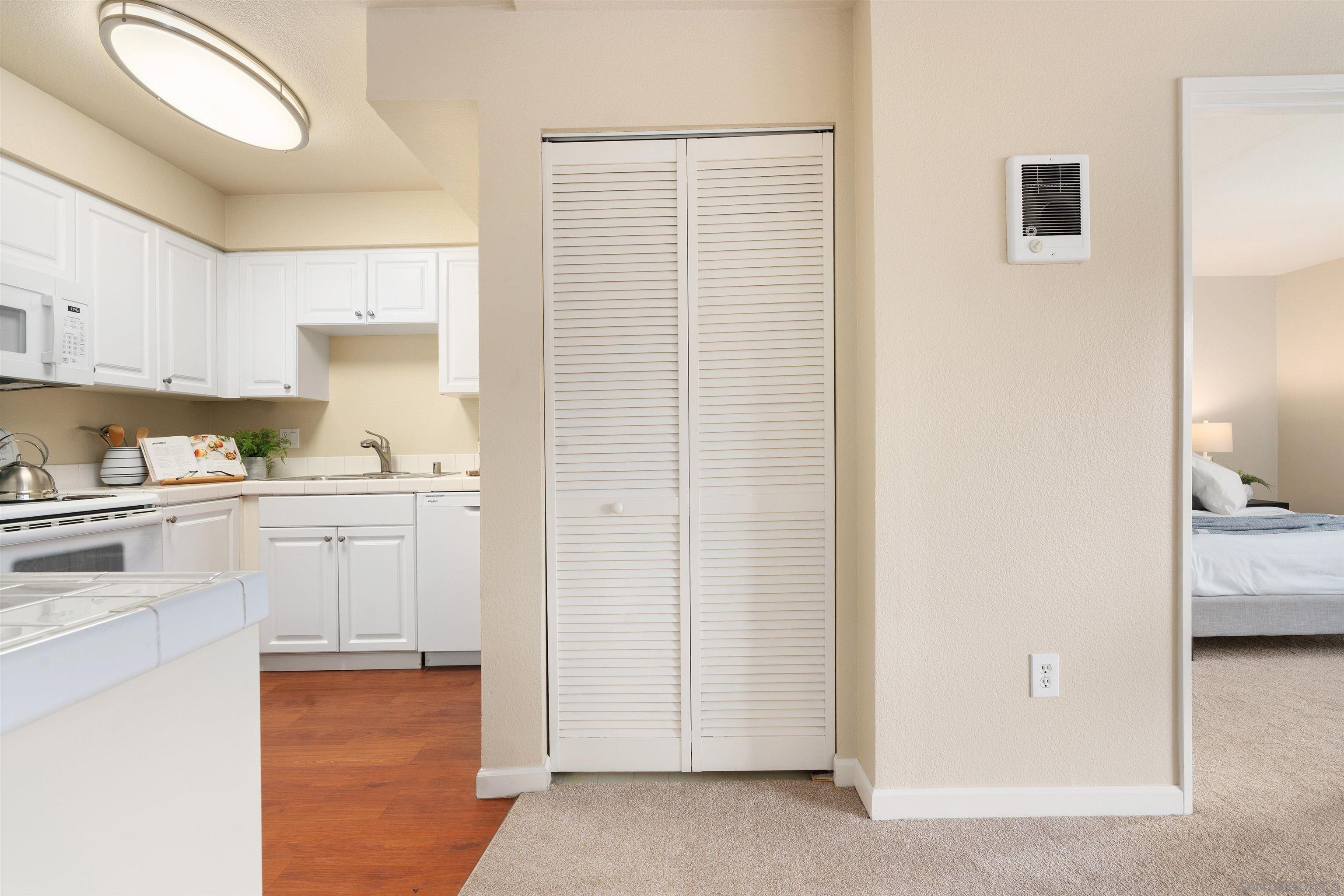 Detail Gallery Image 19 of 62 For 6955  Alvarado Rd  #70,  San Diego,  CA 92120 - 2 Beds | 2 Baths