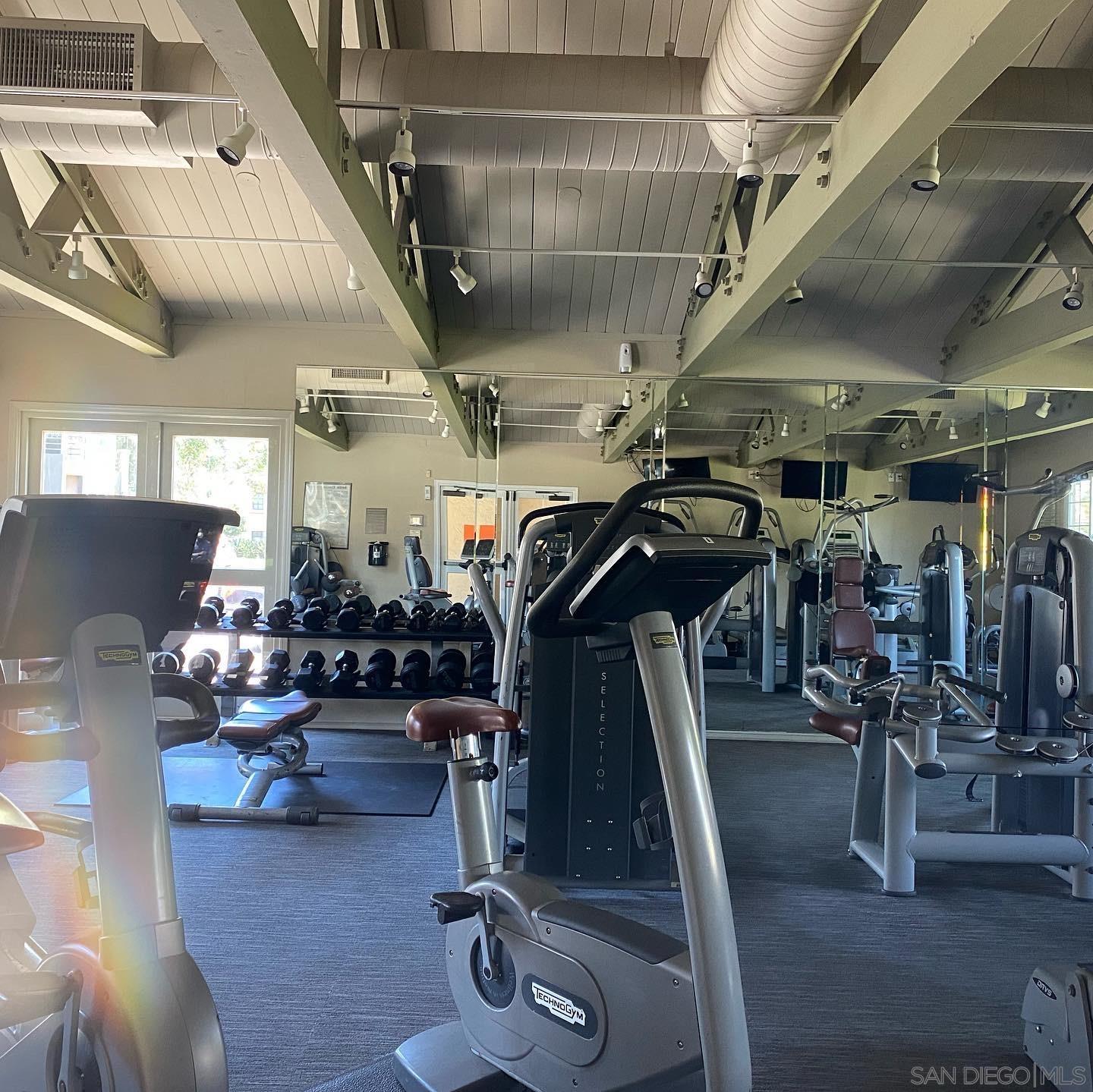 Detail Gallery Image 20 of 27 For 7405  Charmant  #2324,  San Diego,  CA 92122 - 2 Beds | 2 Baths