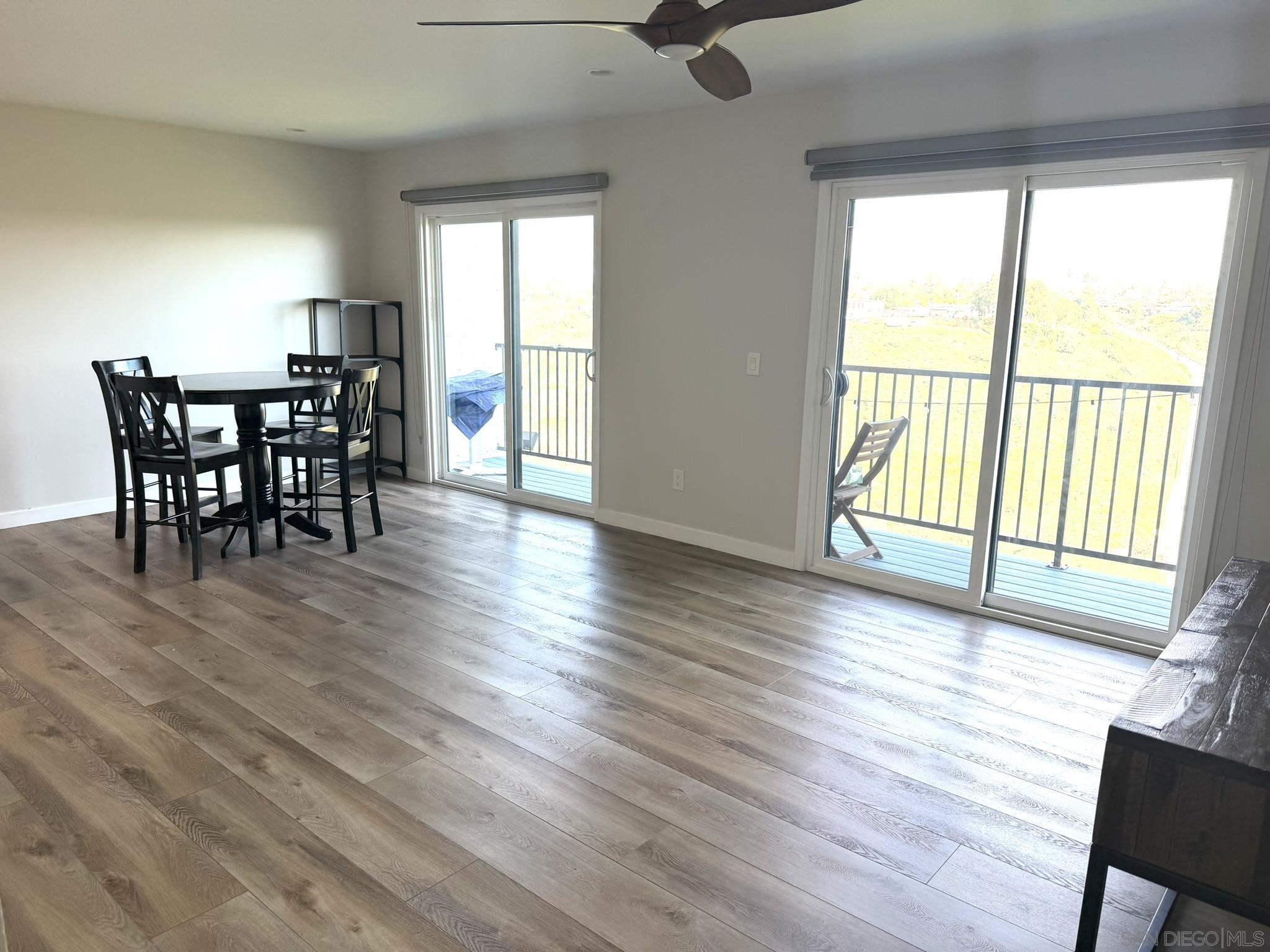 Detail Gallery Image 6 of 31 For 3079  Cowley Way  38, San Diego,  CA 92117 - 2 Beds | 1/1 Baths