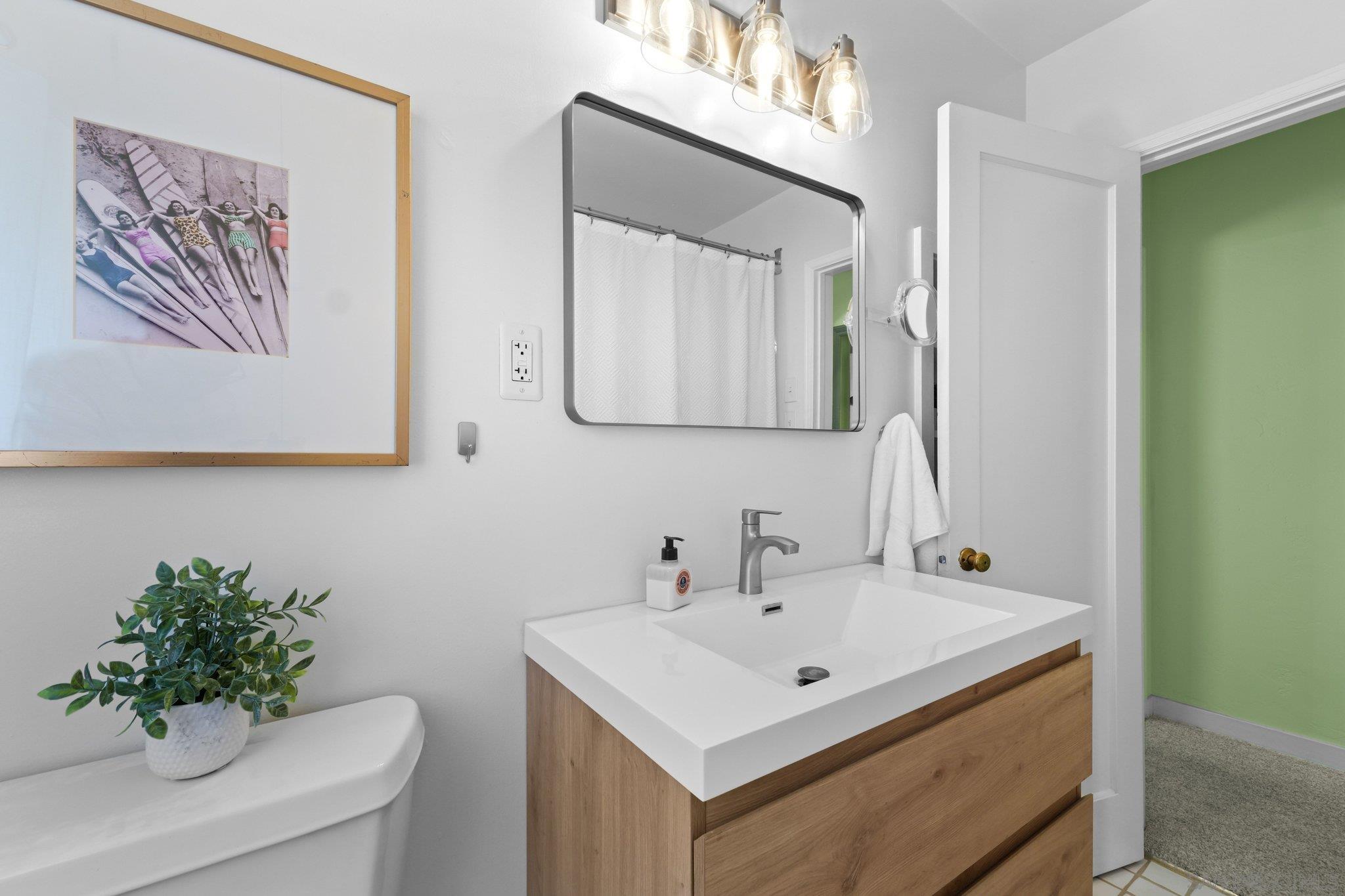 Detail Gallery Image 23 of 35 For 4437  Long Branch Ave, San Diego,  CA 92107 - 2 Beds | 2 Baths