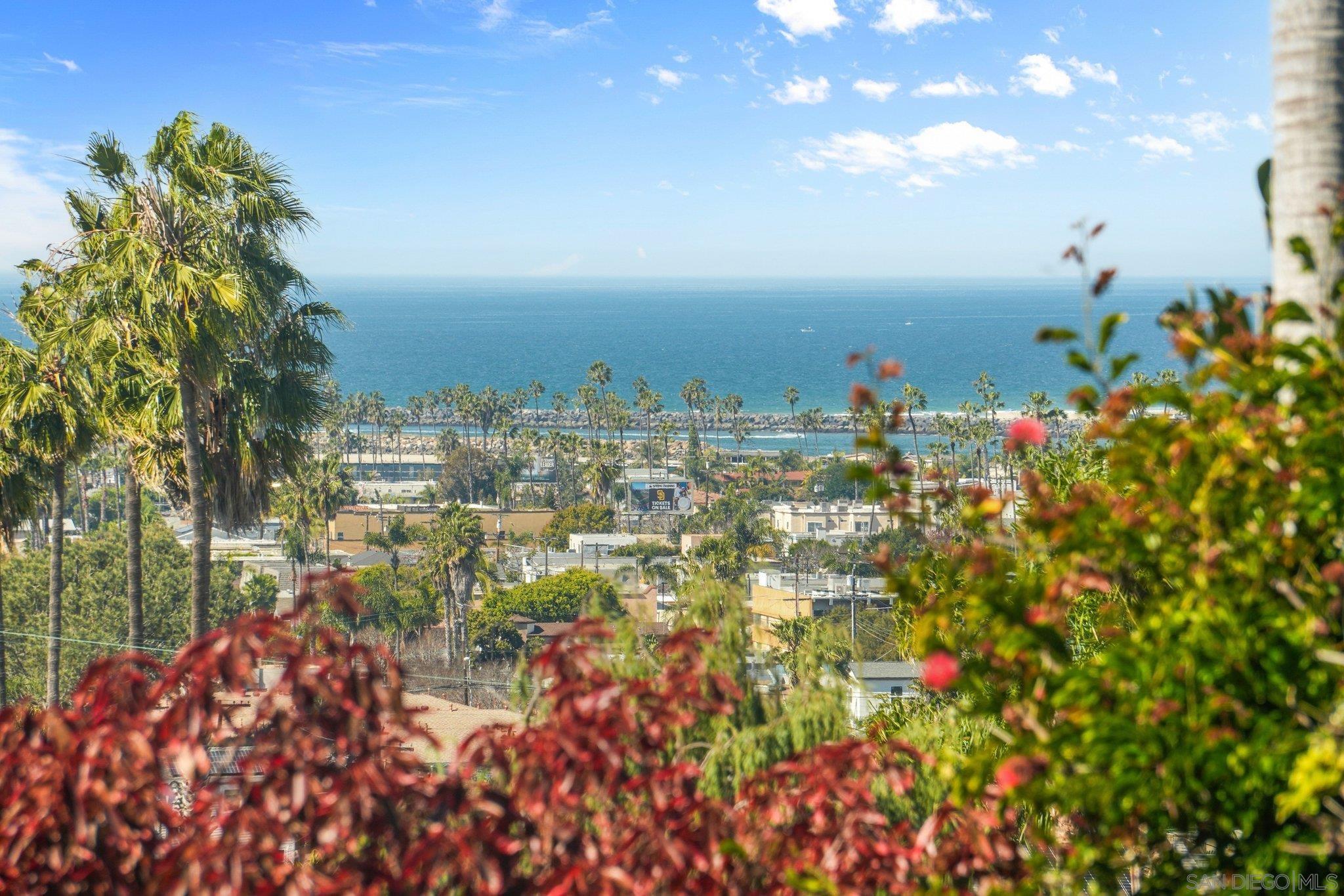 Detail Gallery Image 31 of 35 For 4437  Long Branch Ave, San Diego,  CA 92107 - 2 Beds | 2 Baths