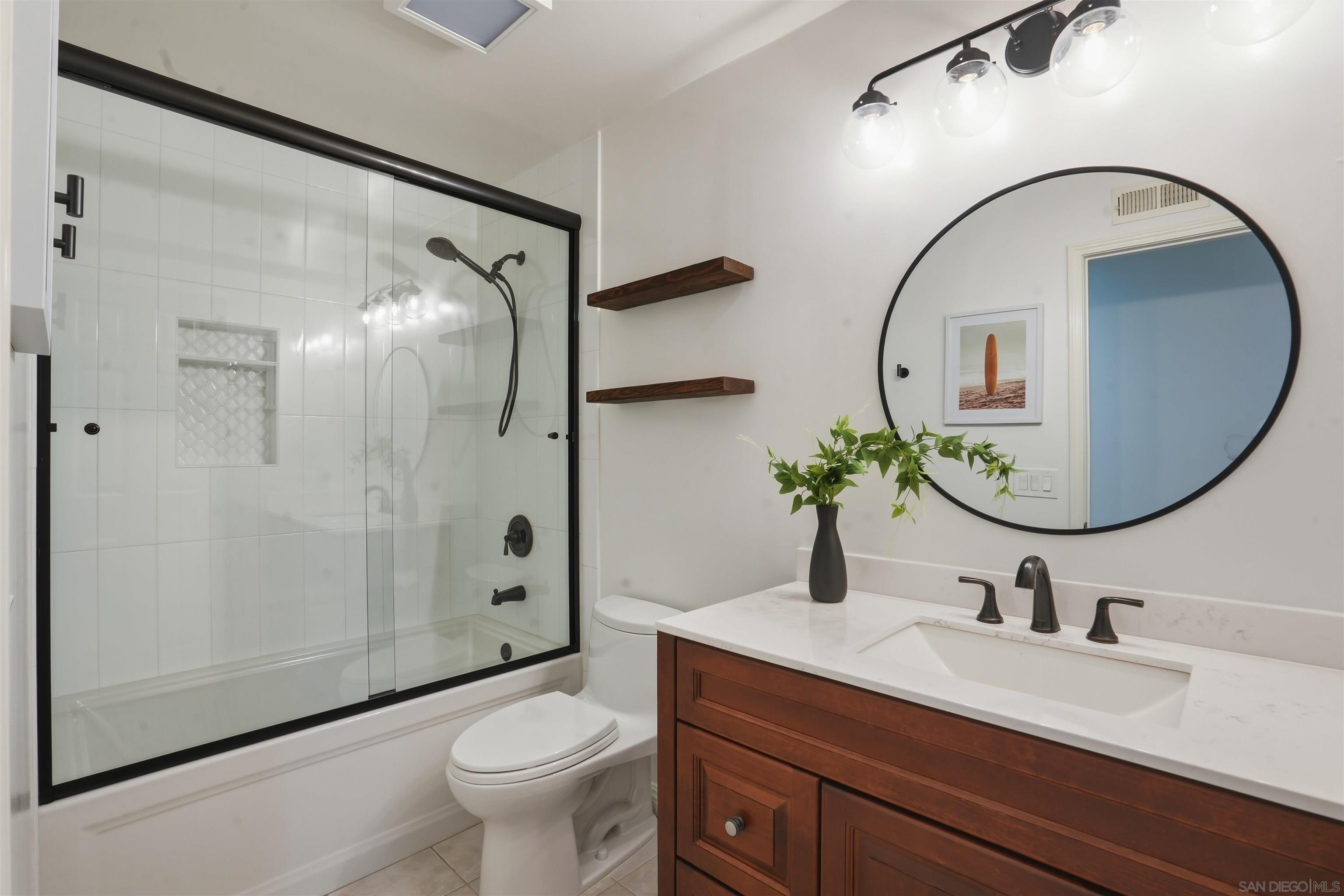 Detail Gallery Image 14 of 27 For 4378  Shasta, Carlsbad,  CA 92010 - 4 Beds | 2 Baths