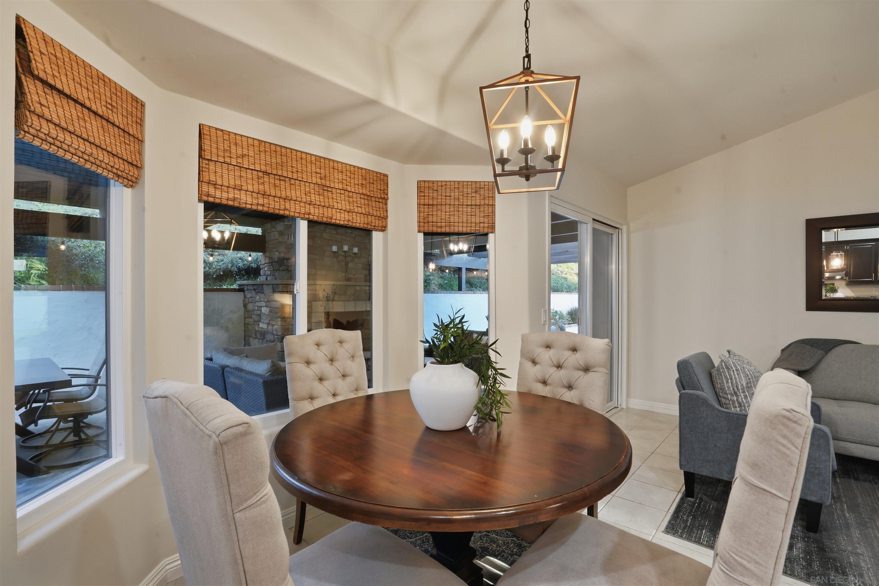 Detail Gallery Image 6 of 27 For 4378  Shasta, Carlsbad,  CA 92010 - 4 Beds | 2 Baths