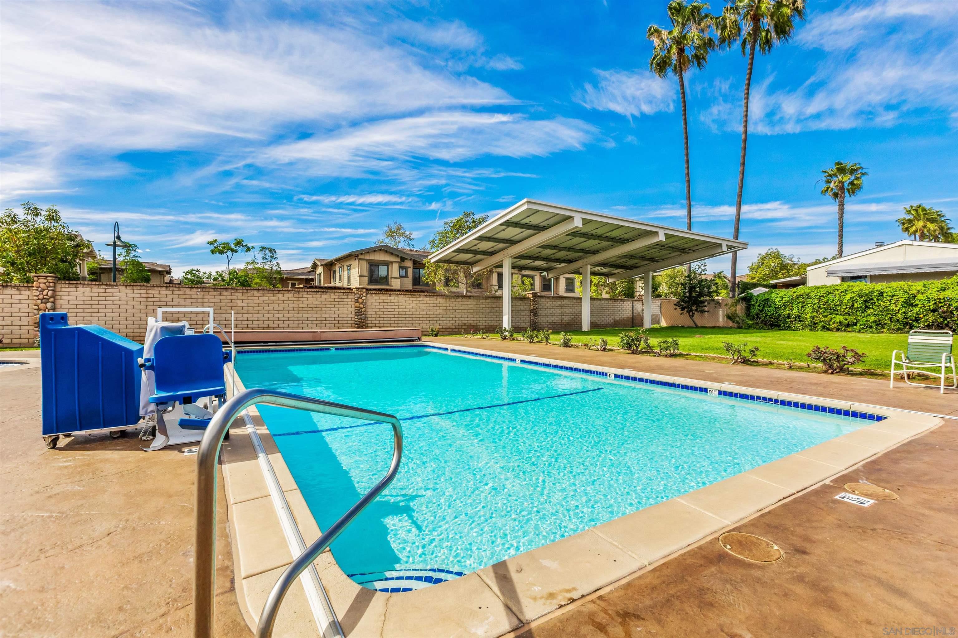 Detail Gallery Image 20 of 26 For 14089  Pomegranate Ave  #214,  Poway,  CA 92064 - 2 Beds | 2 Baths