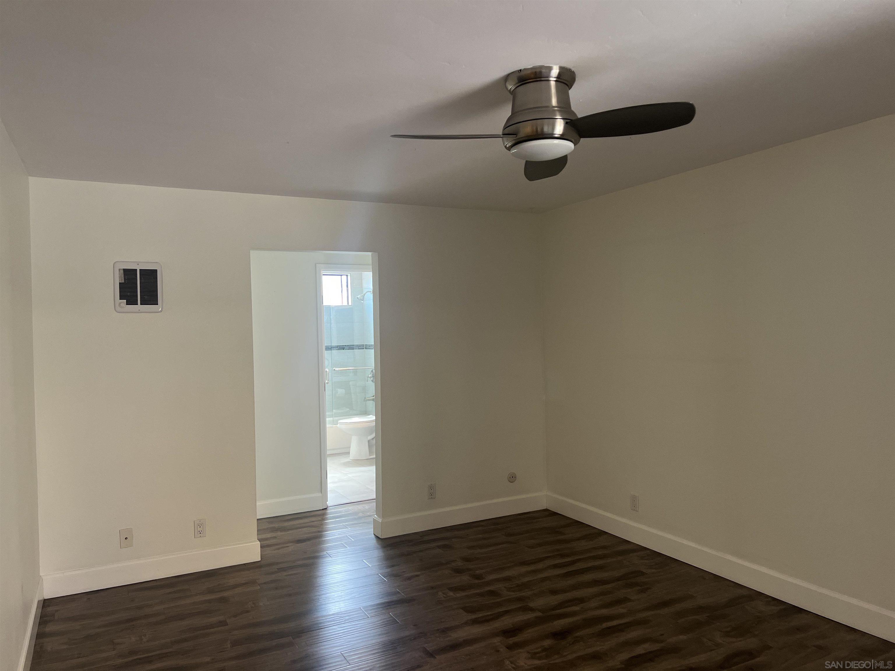 Detail Gallery Image 4 of 7 For 3761  Boundary St. #6, San Diego,  CA 92104 - 1 Beds | 1 Baths