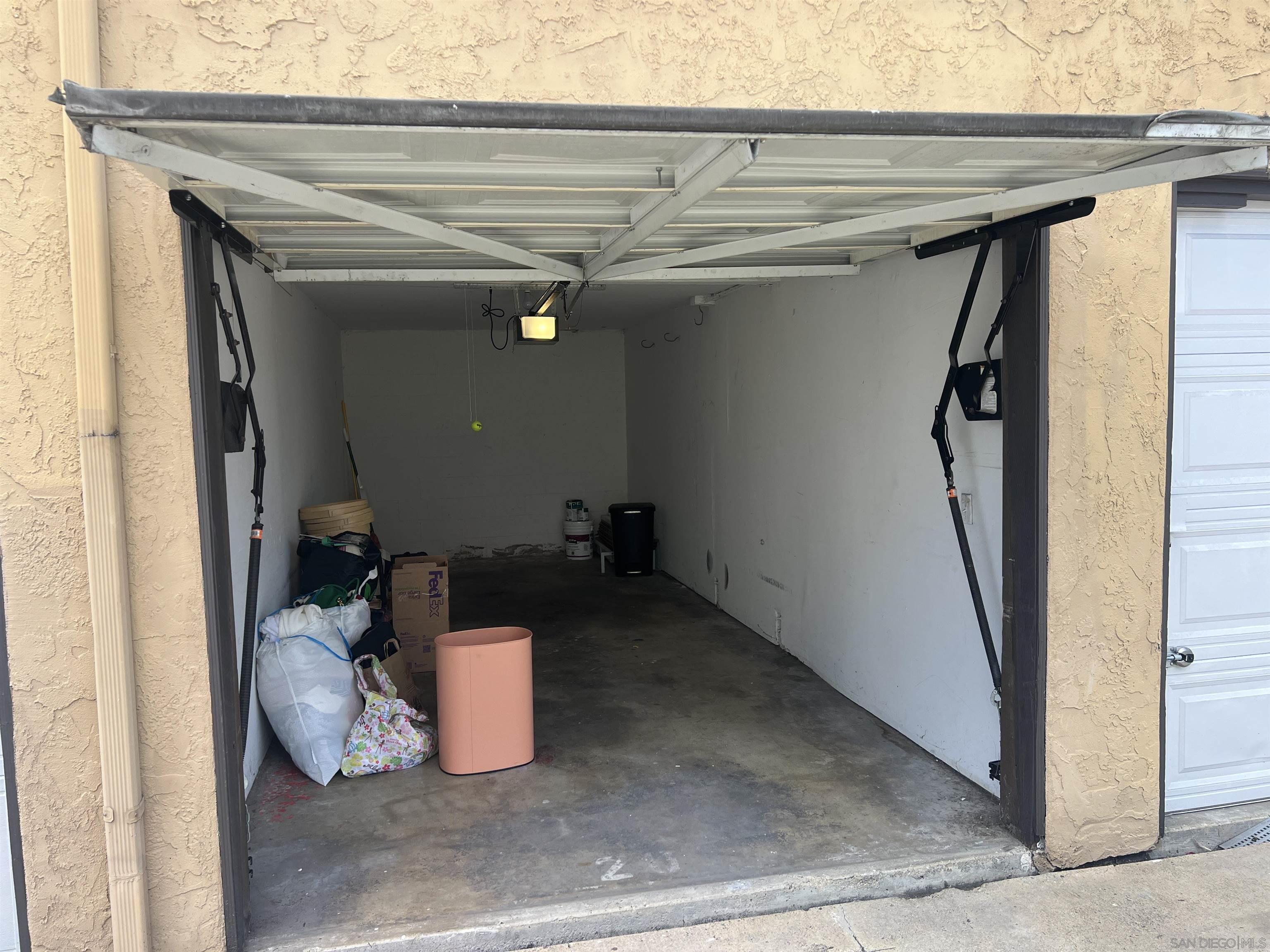 Detail Gallery Image 7 of 7 For 3761  Boundary St. #6, San Diego,  CA 92104 - 1 Beds | 1 Baths