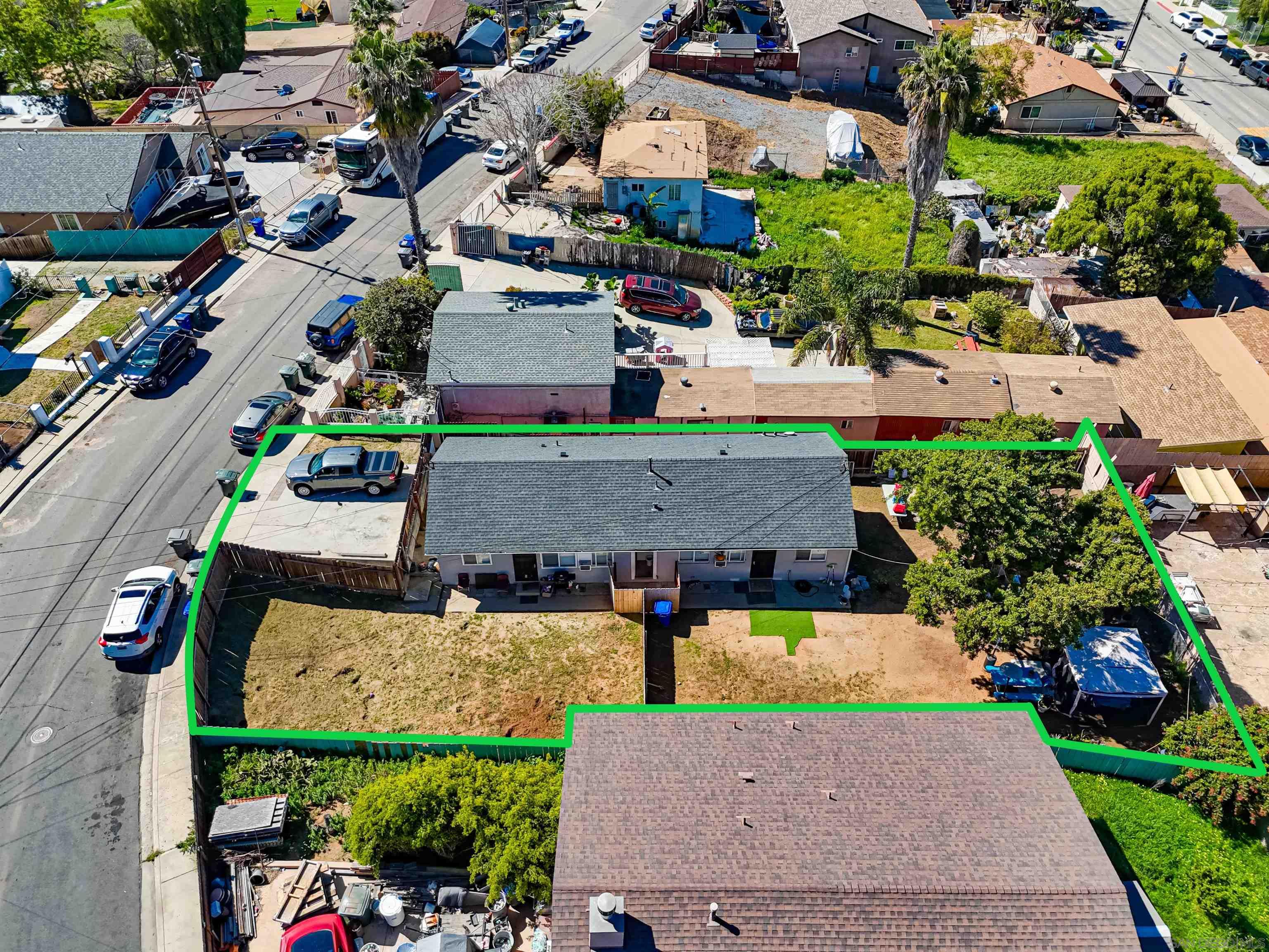 Detail Gallery Image 3 of 12 For 2605-7  Fenton Pl, National City,  CA 91950 - – Beds | – Baths