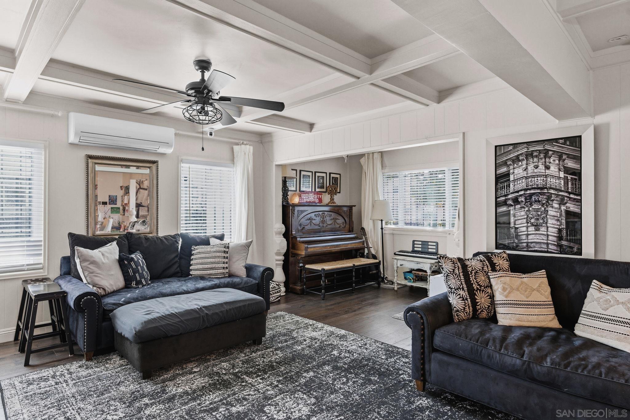 Detail Gallery Image 6 of 32 For 2020  Madison Ave, San Diego,  CA 92116 - 3 Beds | 2 Baths