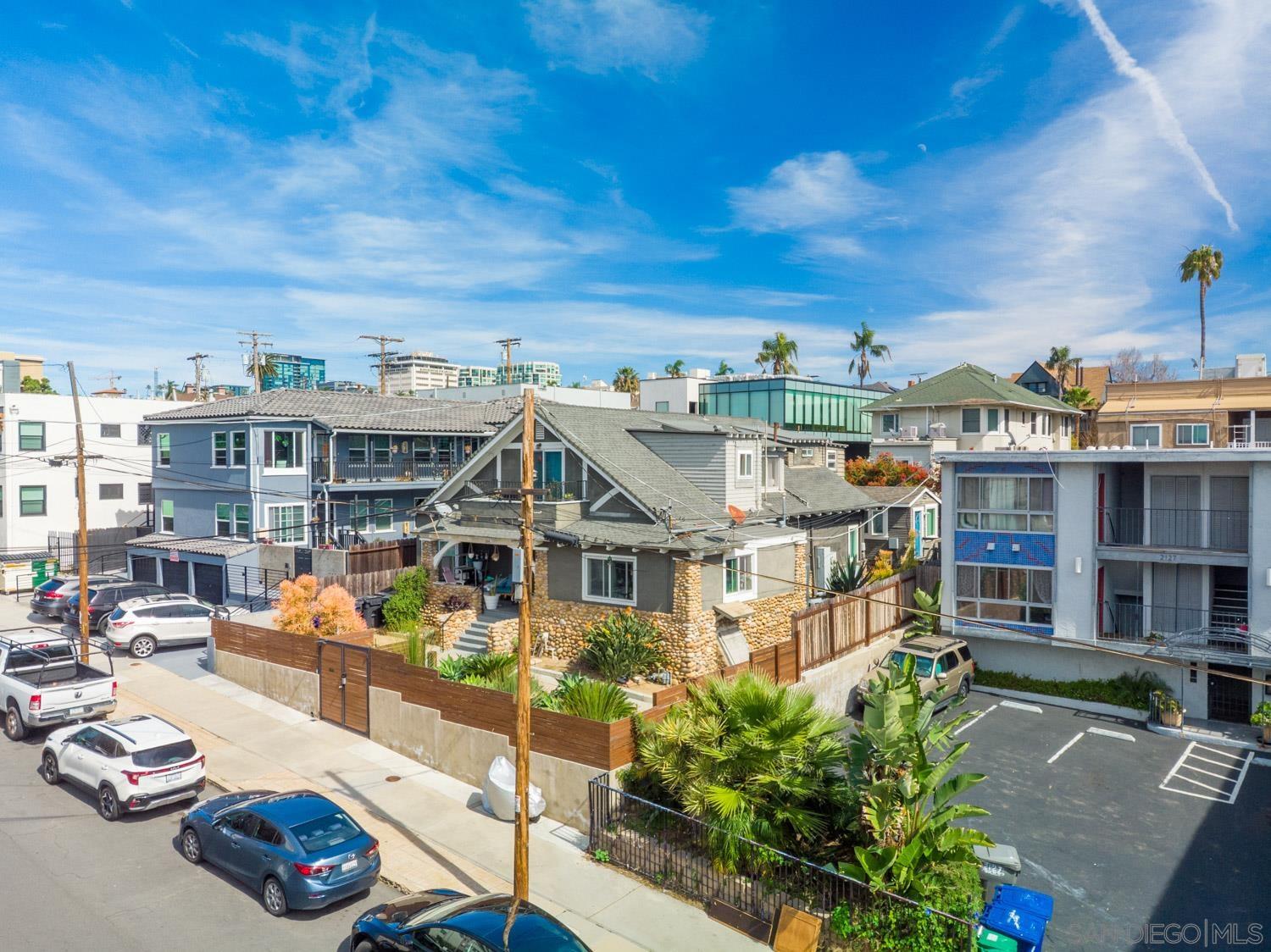 Detail Gallery Image 12 of 14 For 2141  Front Street, San Diego,  CA 92101 - – Beds | – Baths